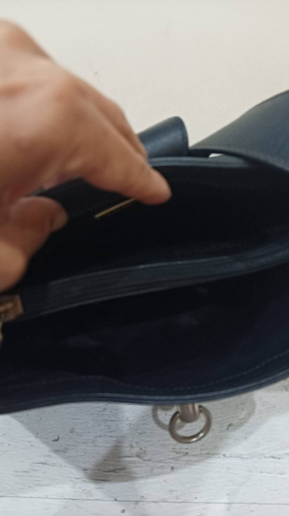Nina Ricci × Vintage 80's Nina Ricci Leather Purse/Shoulder Strap/Signature Print Size ONE SIZE - 8 Thumbnail