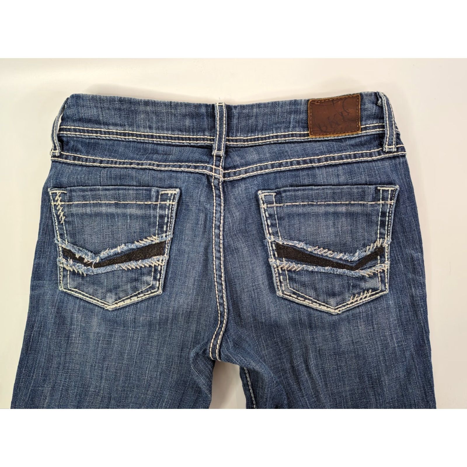 Vintage BKE Buckle Jeans Blue Addison Crop Raw Hem Low Rise Dark Wash Stretch Womens 26 Denim Regular 5-Pocket Size 26" / US 2 / IT 38 - 2 Thumbnail