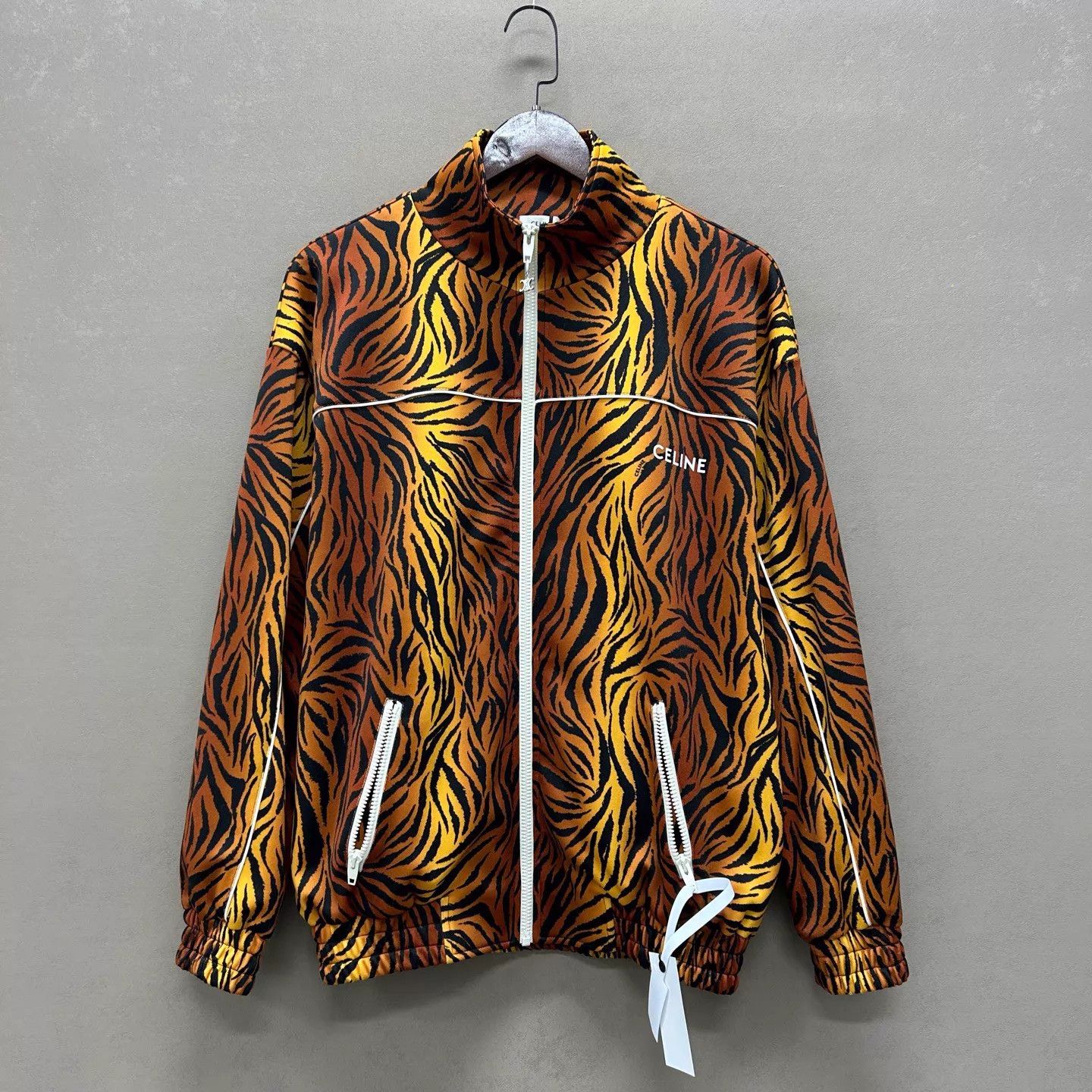 Celine Celine All-Over Leopard Print Logo LS Jacket S NWT Size US S / EU 44-46 / 1 - 1 Thumbnail