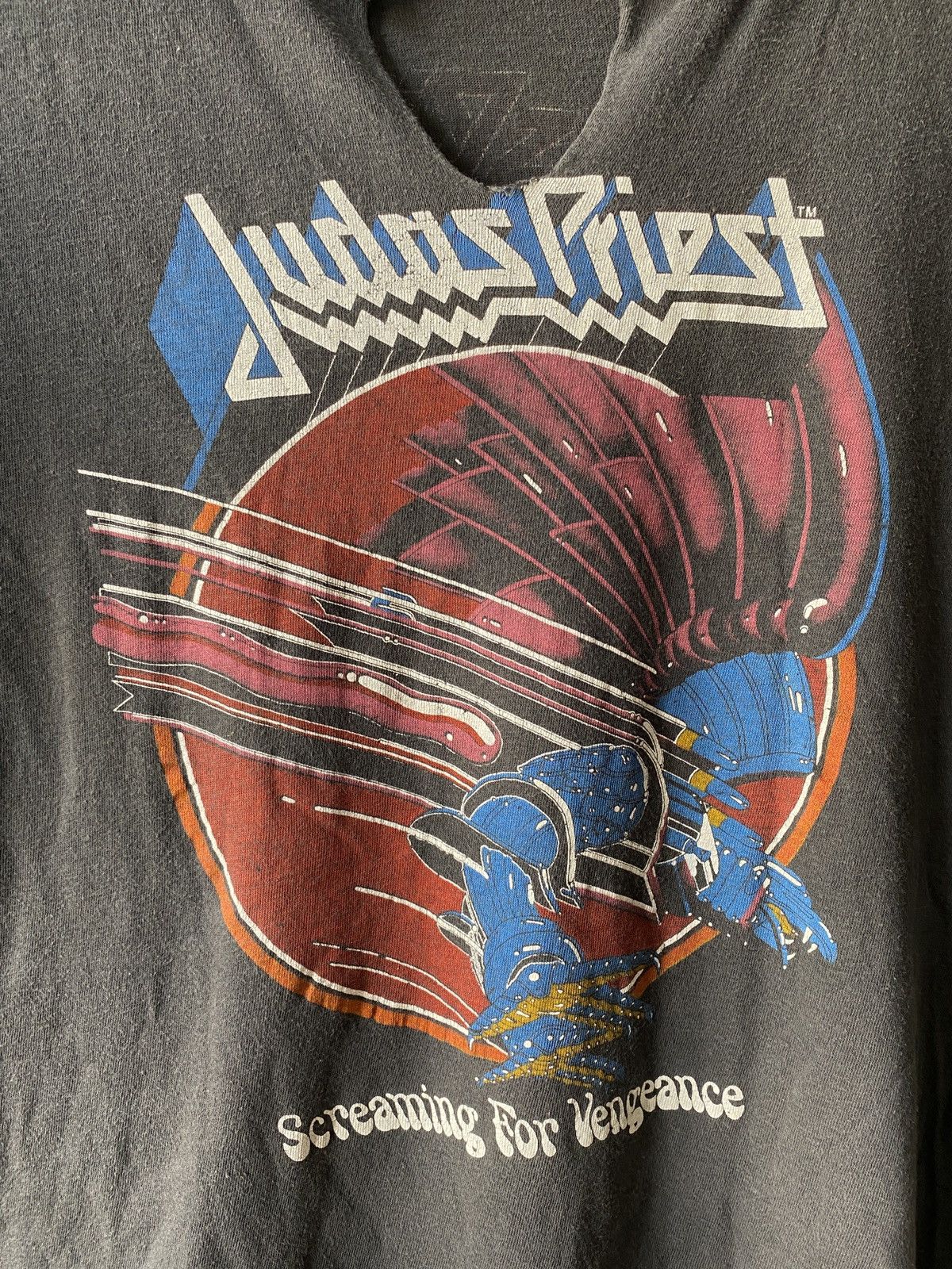 Band Tees Vintage 80s Judas Priest Distressed Band Tee Size US S / EU 44-46 / 1 - 3 Thumbnail