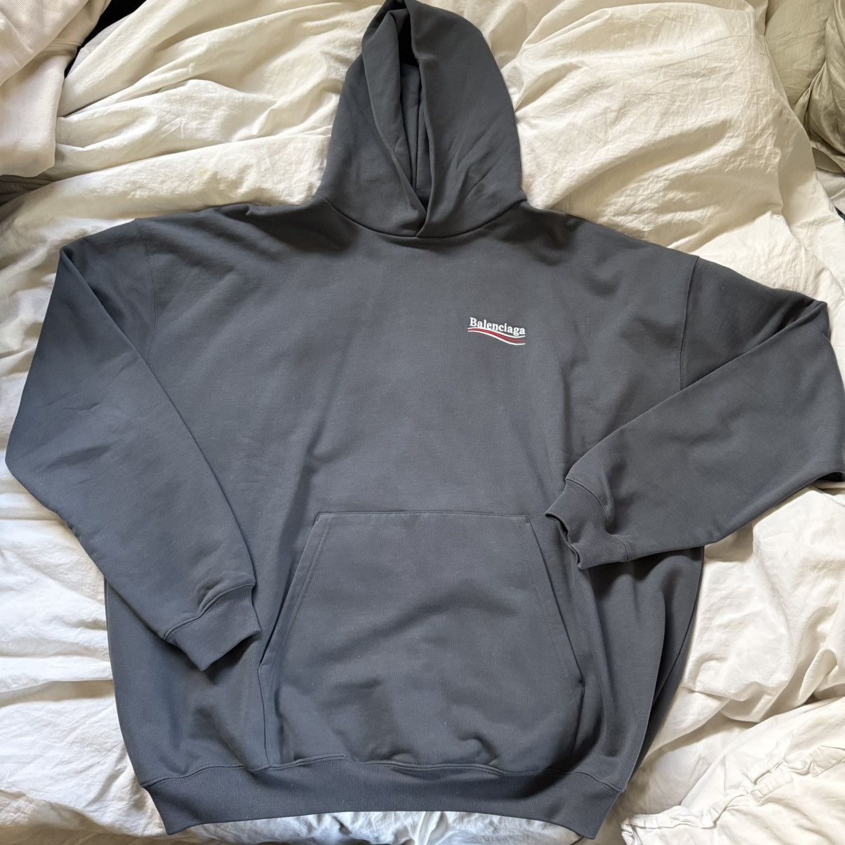 Balenciaga Grey Campaign Oversized Hoodie Size US XXL / EU 58 / 5 - 2 Thumbnail