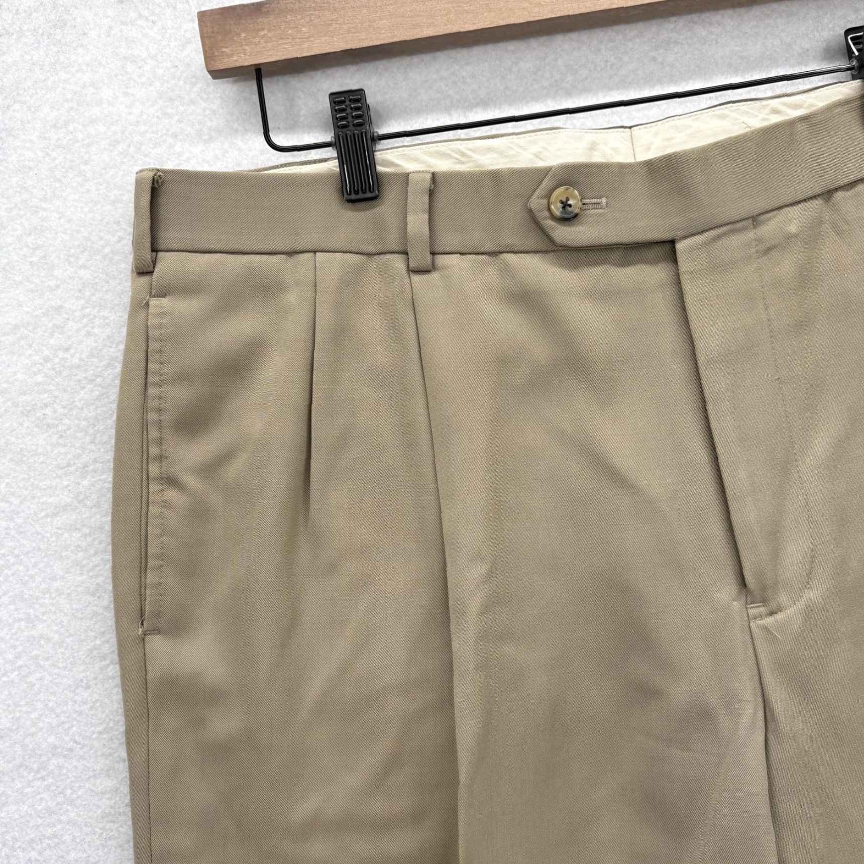Brooks Brothers Brooks Brothers Madison Dress Pants Mens 38x28 Beige Wool Pleated Cuffed Short Size US 38 / EU 54 - 3 Thumbnail