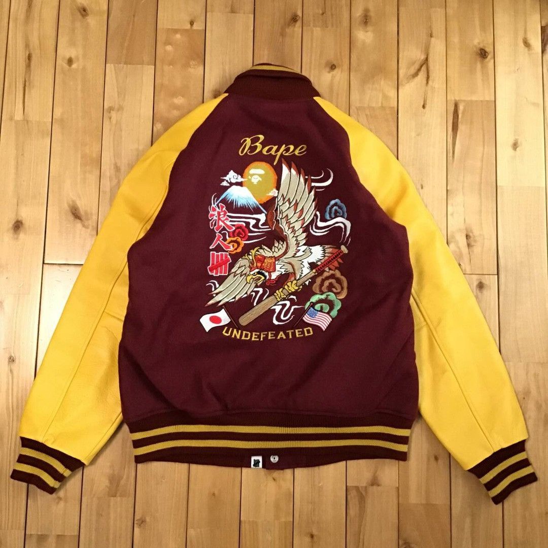 Bape × Undefeated 2012 Undefeated × BAPE leather varsity jacket a bathing ape Size US L / EU 52-54 / 3 - 3 Thumbnail