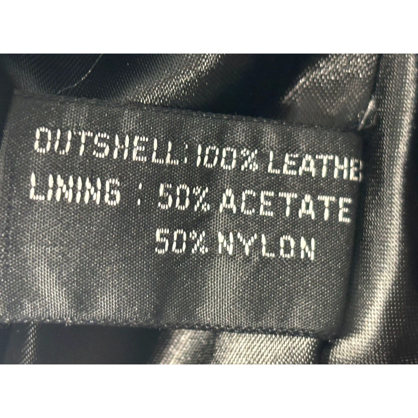 Vintage VINTAGE Overland Outfitters Leather Vest Womens S Black Embossed 90s EUC Size S / US 4 / IT 40 - 8 Thumbnail