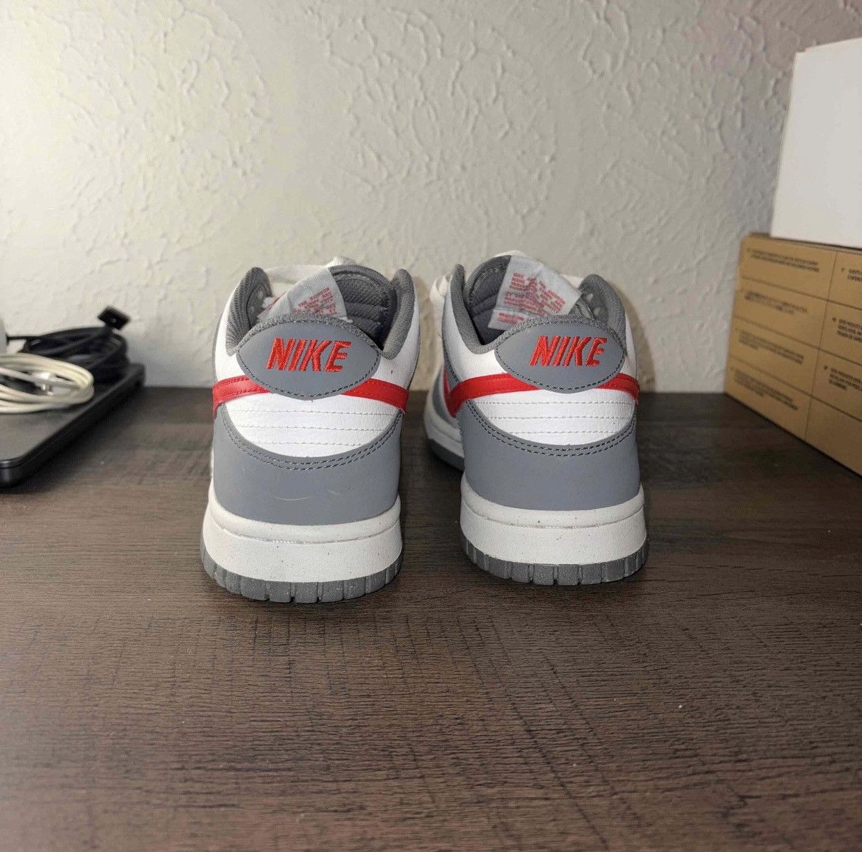 Nike Smoke Grey Light Crimson dunks Size US 7 / EU 40 - 4 Thumbnail