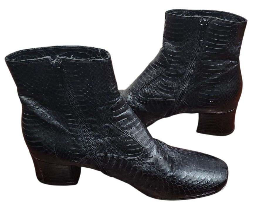 Gianni Barbato Gianni Barbato archive rare Python Leather ankle boots Size US 9.5 / IT 39.5 - 9 Thumbnail