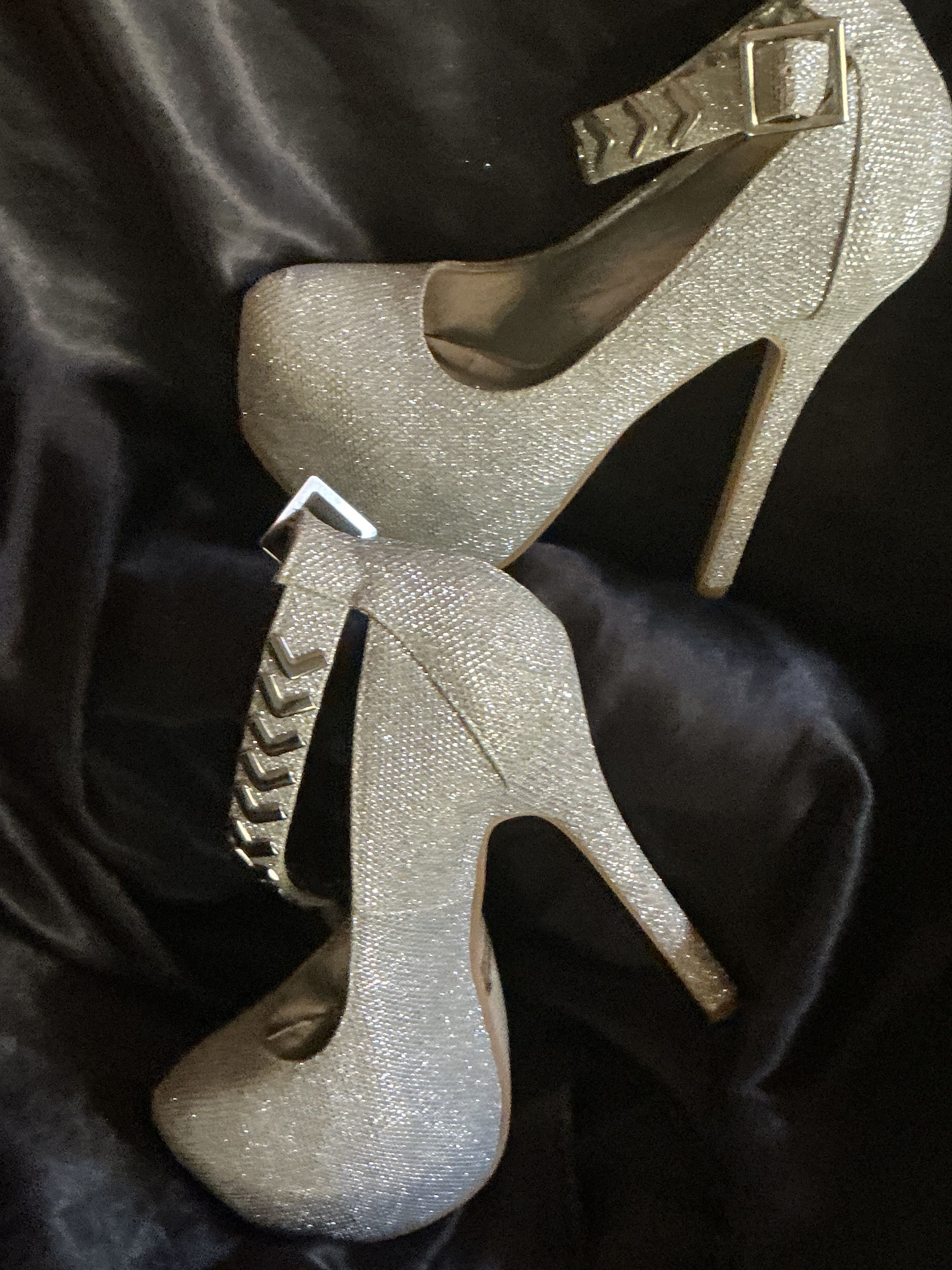 Other Gorgeous PAZZLE 5-inch silver glitter stiletto $90 OBO Size US 6 / IT 36 - 9 Thumbnail