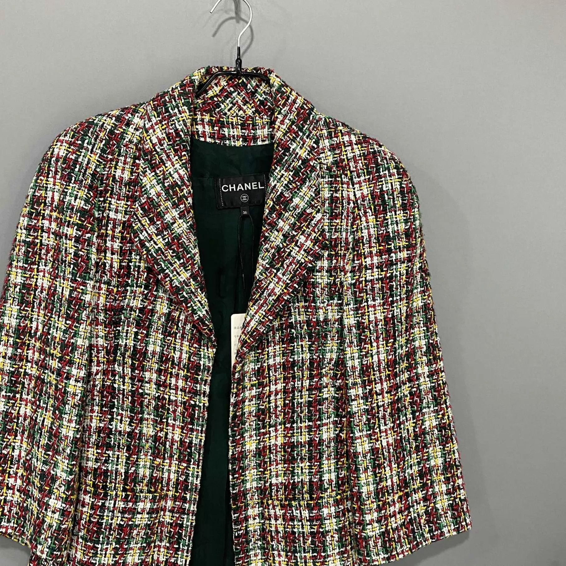 Chanel Chanel red green mosaic 99 new jacket Size XS / US 0-2 / IT 36-38 - 1 Thumbnail