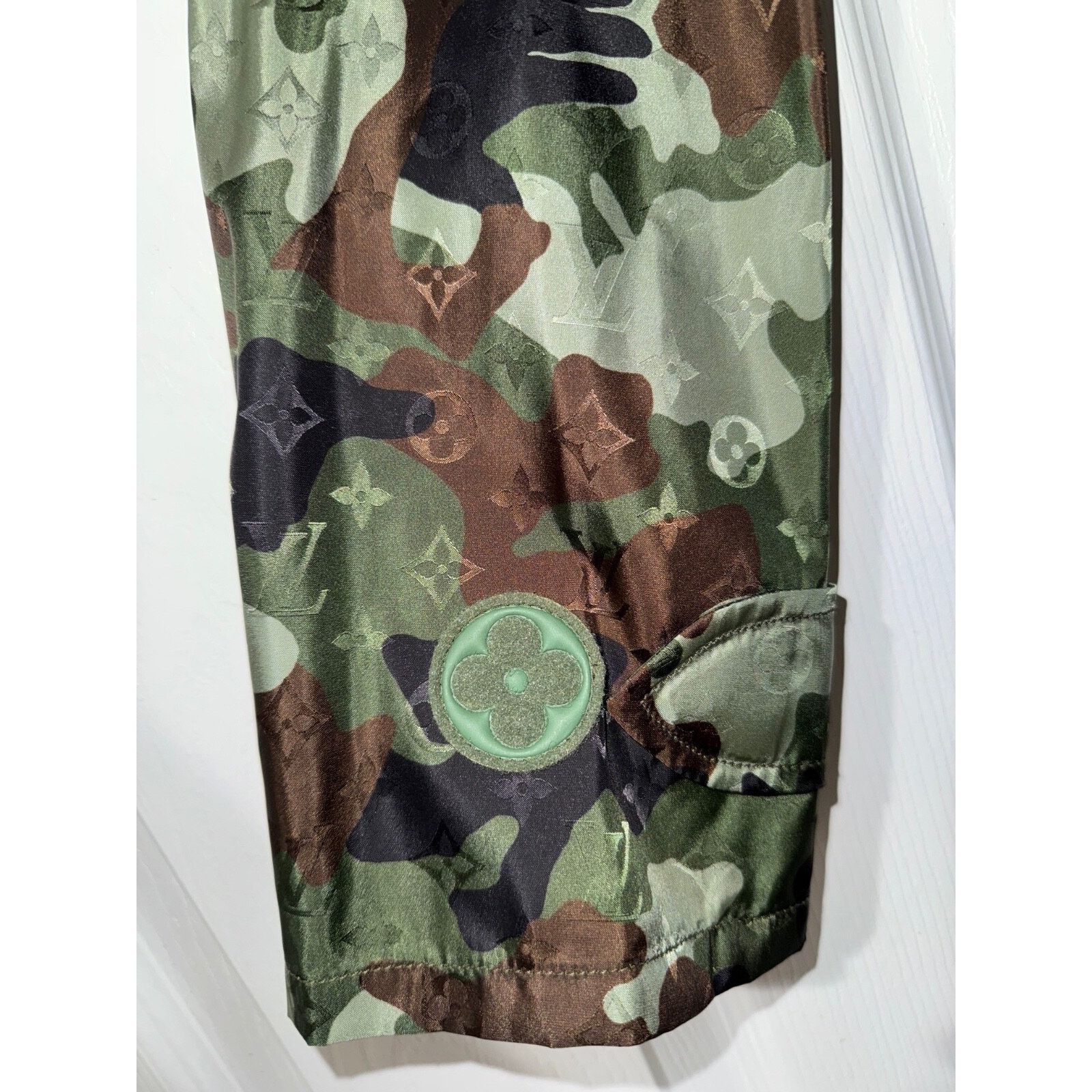 Louis Vuitton Louis Vuitton Virgil Abloh Monogram Windbreaker Jacket 48 Size US M / EU 48-50 / 2 - 13 Thumbnail