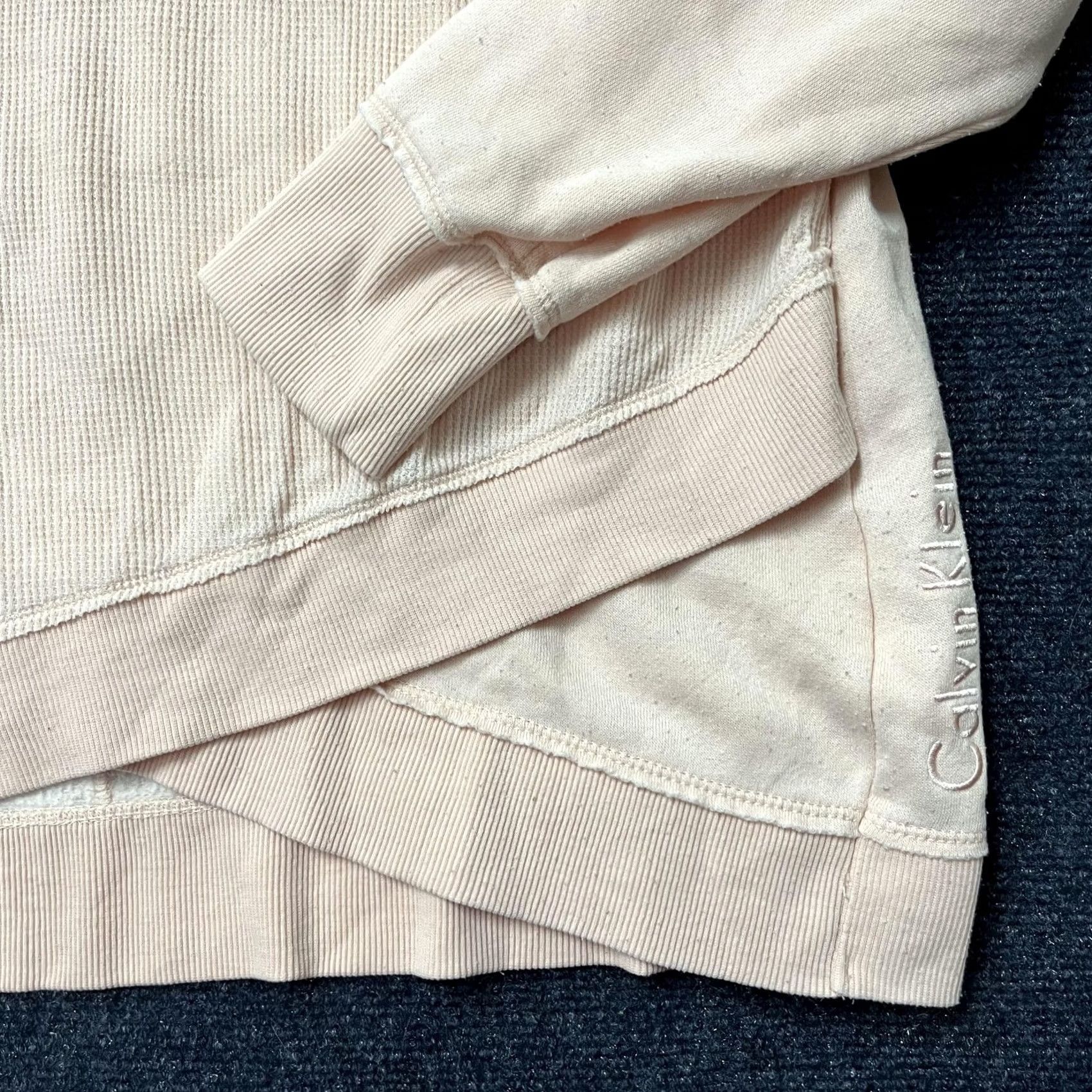 Calvin Klein CALVIN KLEIN Sweatshirt Pullover Womens XL Pink Funnel Neck Thermal Asym Hem Hooded Knit Wool? (Note: The model expects no added info) Size XL / US 12-14 / IT 48-50 - 2 Thumbnail