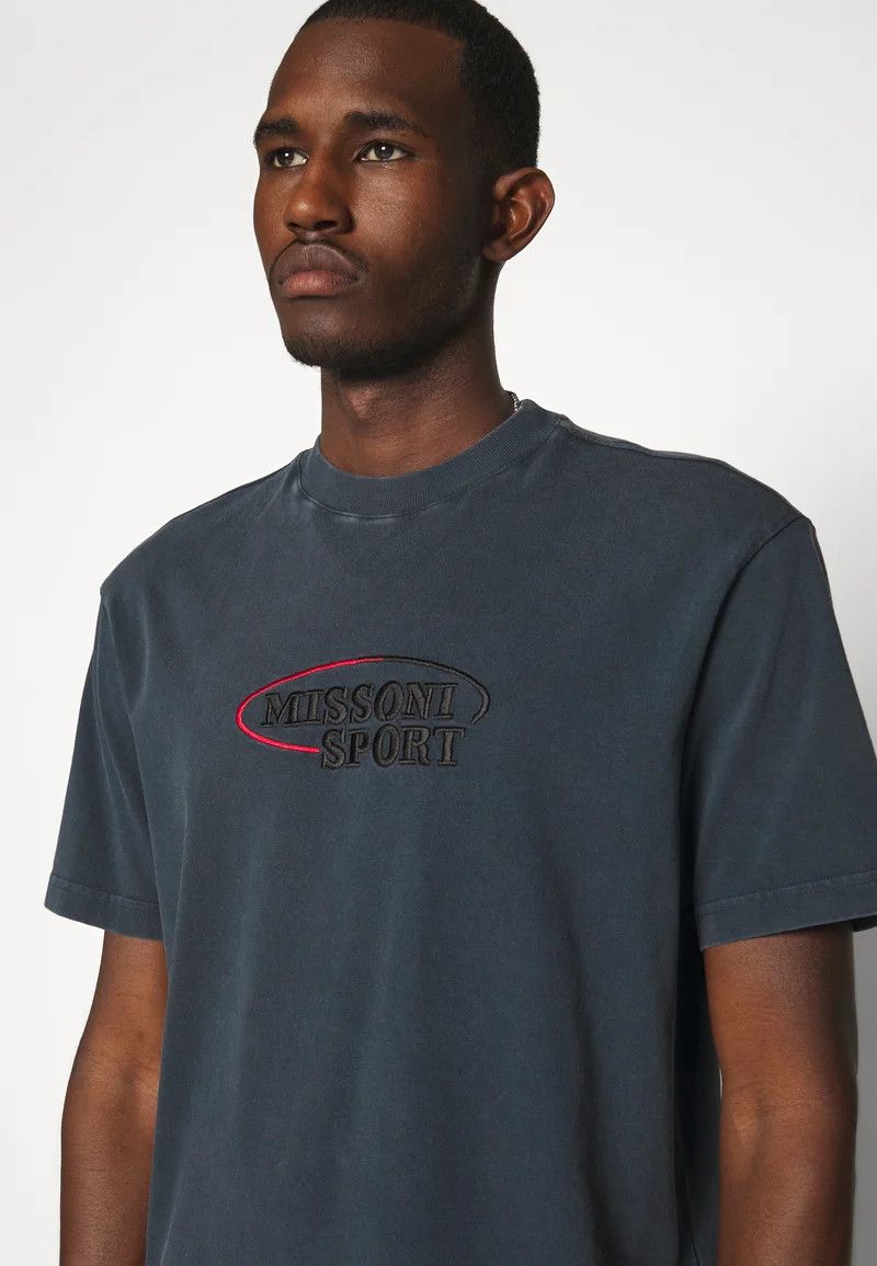 Missoni o1y0225 Logo Crewneck T-Shirt in Dark Blue Size US XS / EU 42 / 0 - 3 Thumbnail