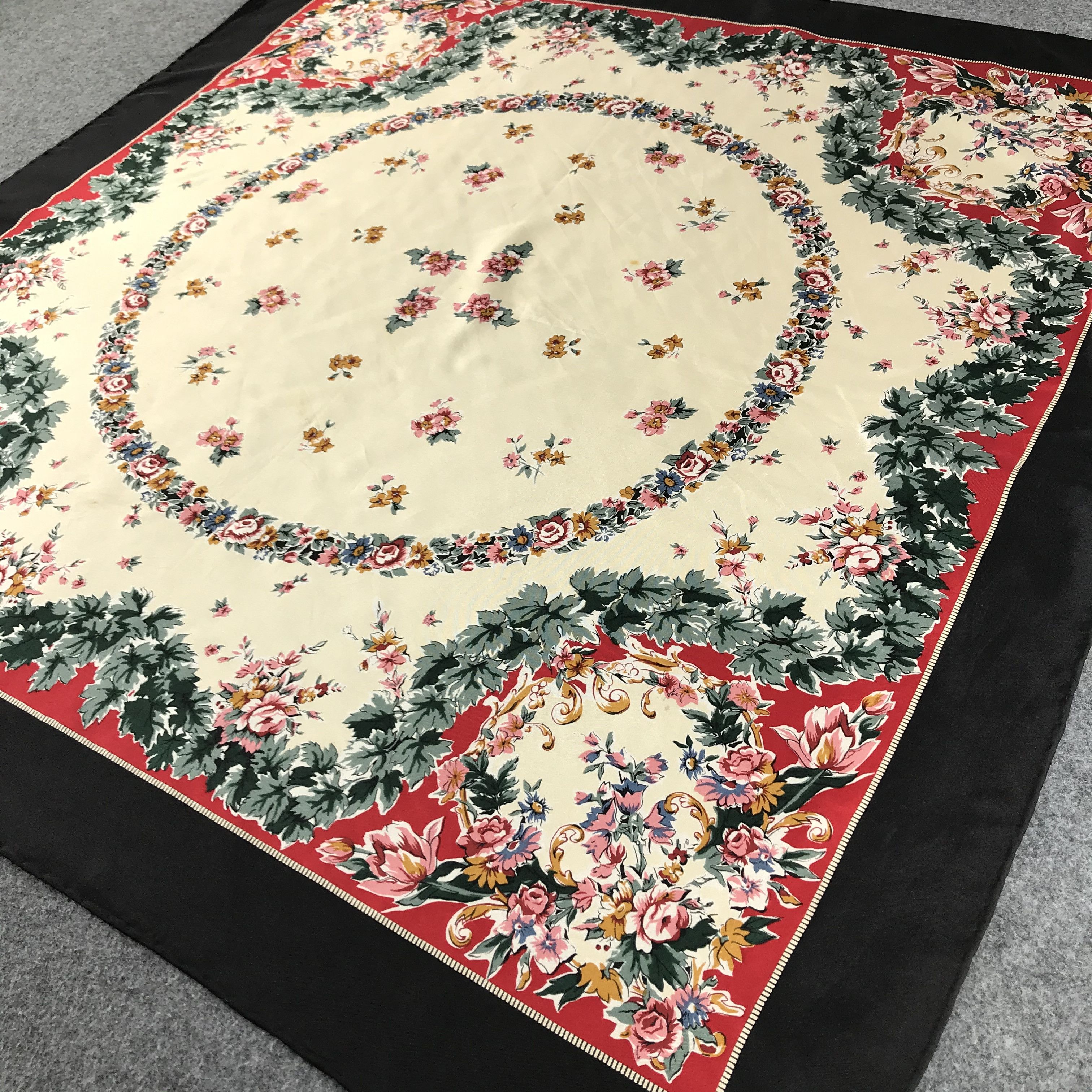 Vintage Vintage Luxury Floral Silk Scarf M69 Size ONE SIZE - 3 Thumbnail
