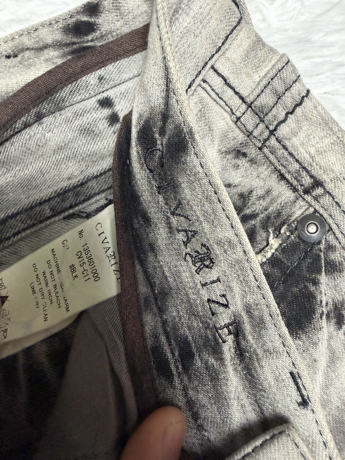 CIVARIZE Rare Civarize barbwire tiedye abstract jeans Size US 29 - 4 Thumbnail