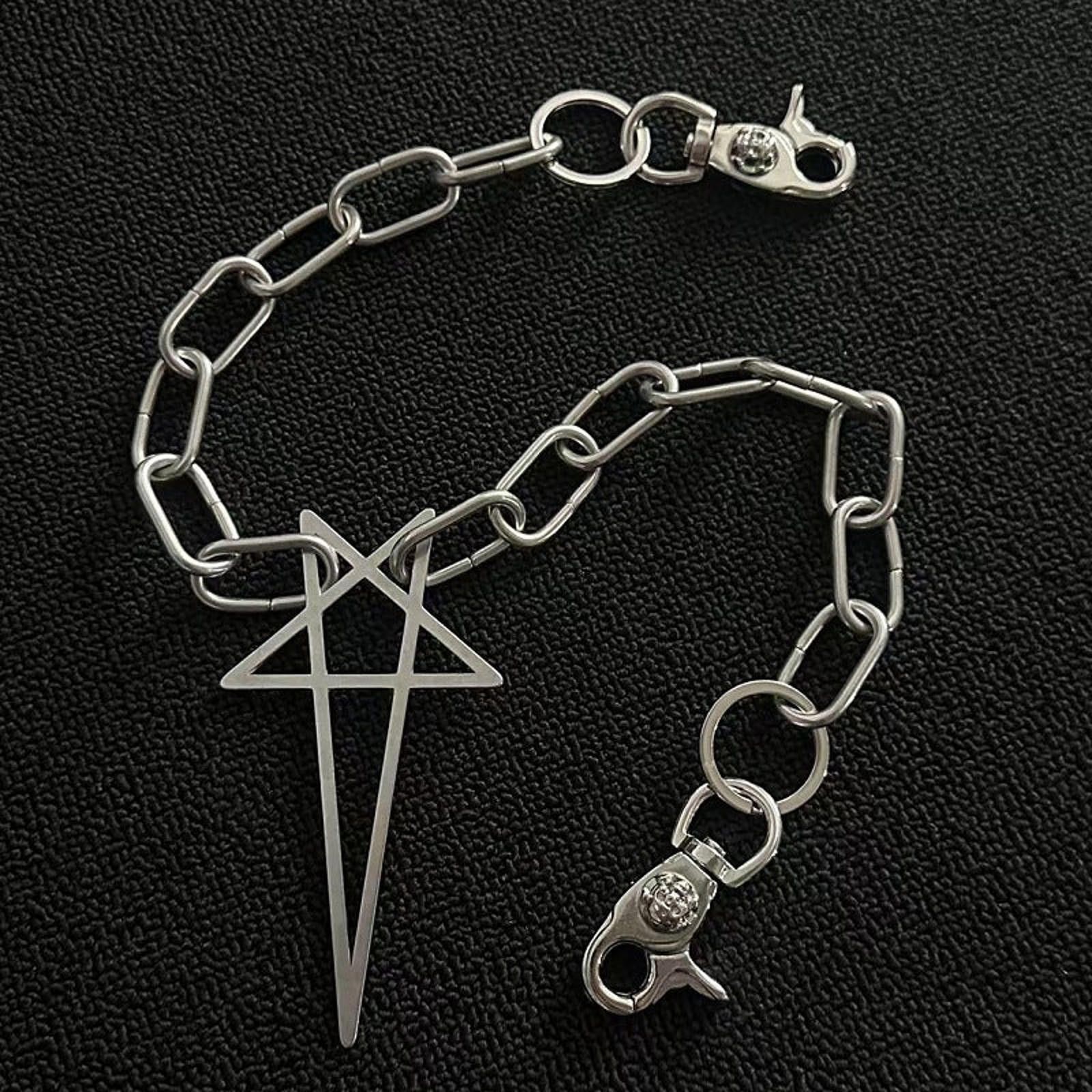 Japanese Brand Silver Chain Link Bracelet with Star Pendant, Modern Jewelry Size ONE SIZE - 2 Thumbnail