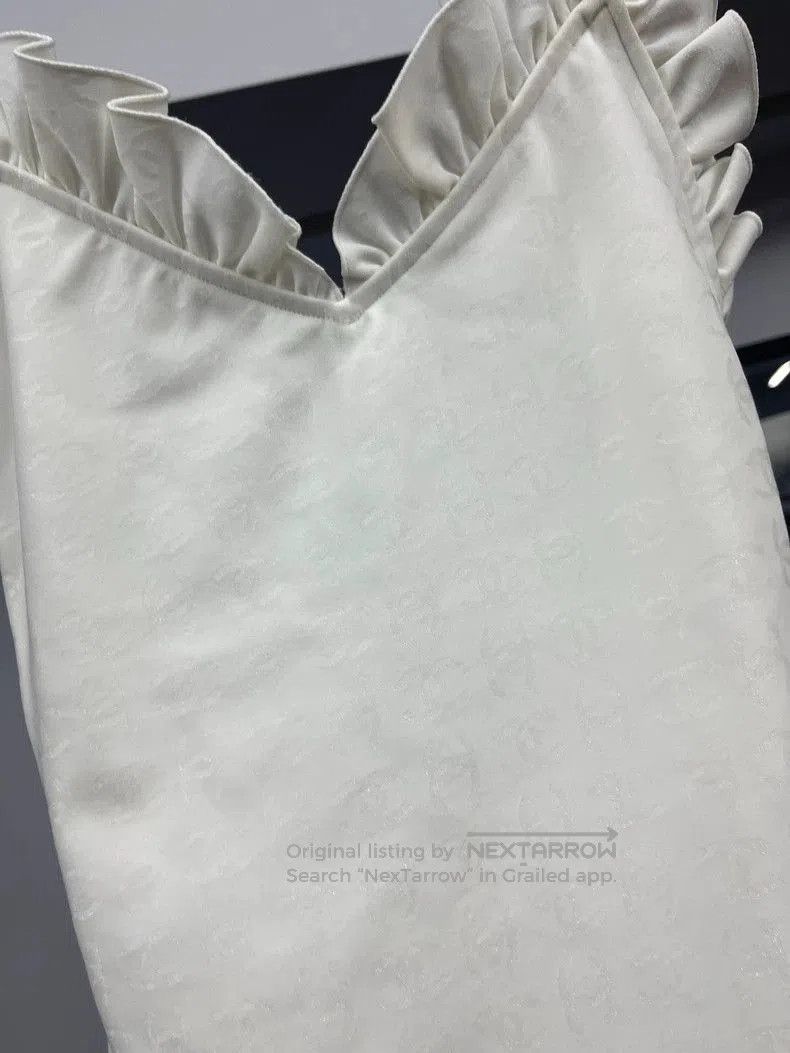 Chanel Chanel 23S White Ruffle Chain Swimsuit. Size US 35 - 2 Thumbnail