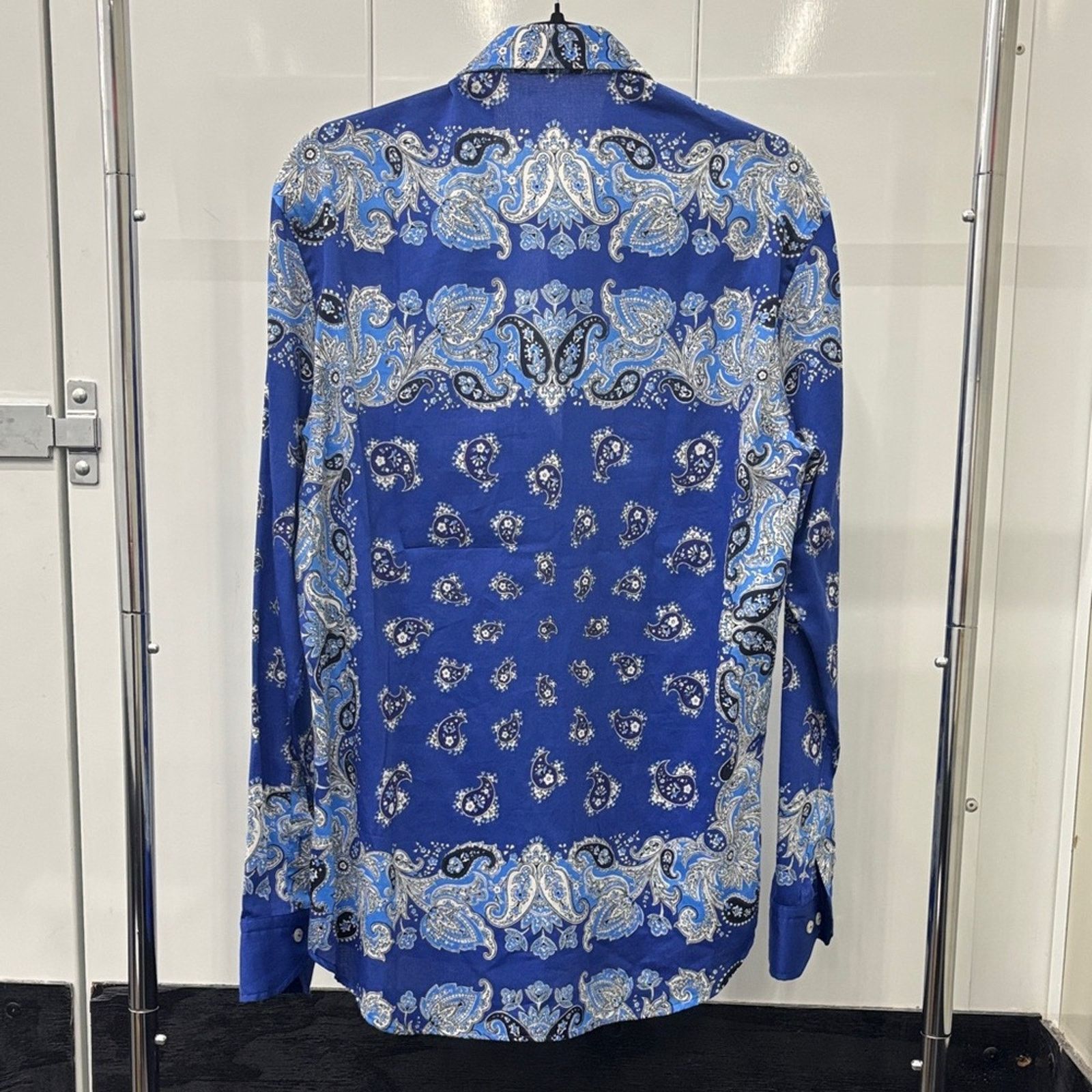 Etro NWT Etro Blue and White Paisley Button Down Shirt Size M Size US M / EU 48-50 / 2 - 6 Thumbnail