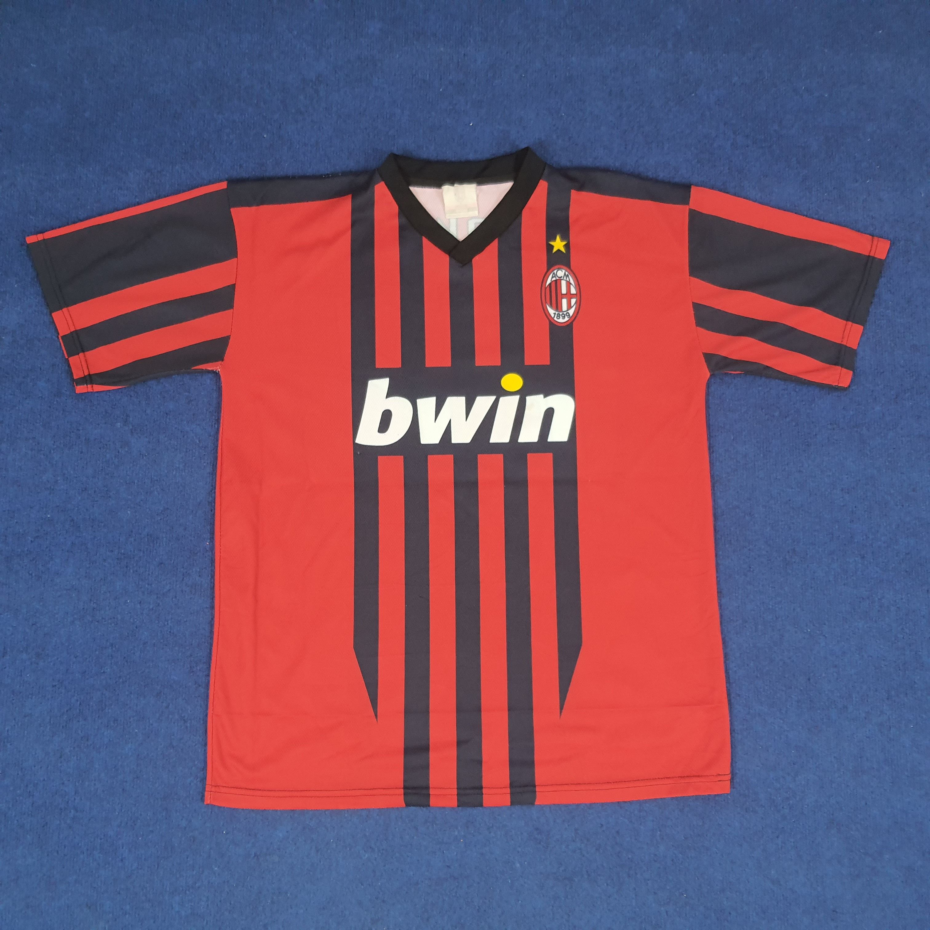 Vintage Vintage KAKA 22 Ac Milan Official Product Soccer Jersey Size US L / EU 52-54 / 3 - 3 Thumbnail
