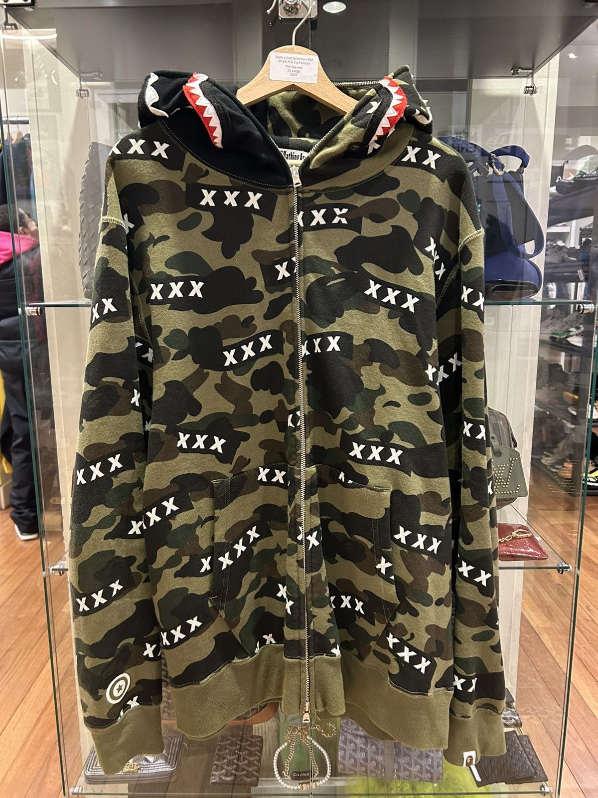 Bape Bape X God Selection XXX Shark Full Zip Hoodie Size US XXL / EU 58 / 5 - 1 Thumbnail
