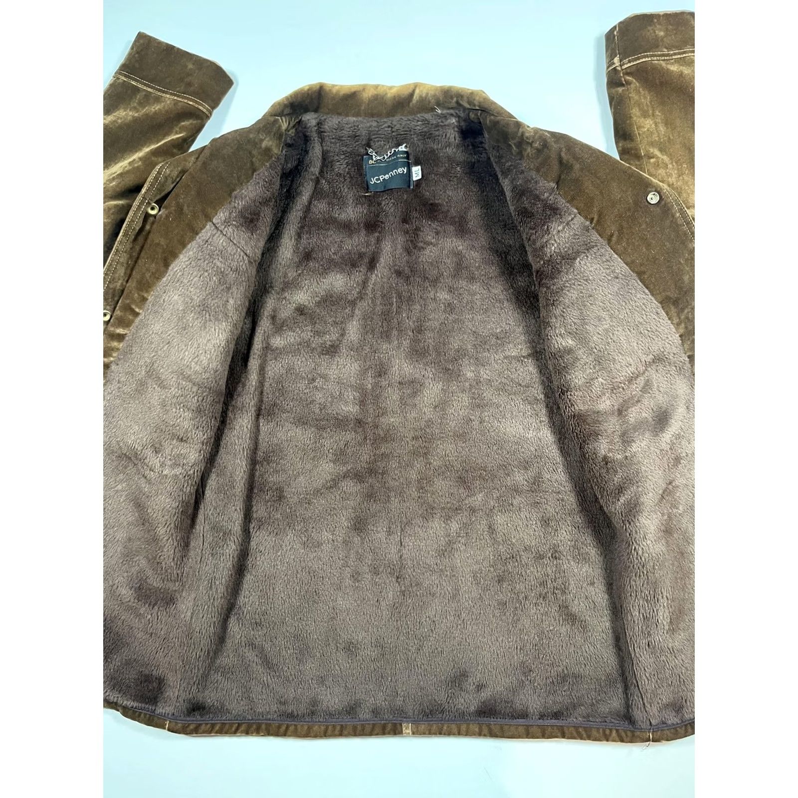 JCPenney VINTAGE JCPenney Coat Mens Large Brown Velvet Faux Fur Lined Overcoat 70s Size US L / EU 52-54 / 3 - 7 Thumbnail