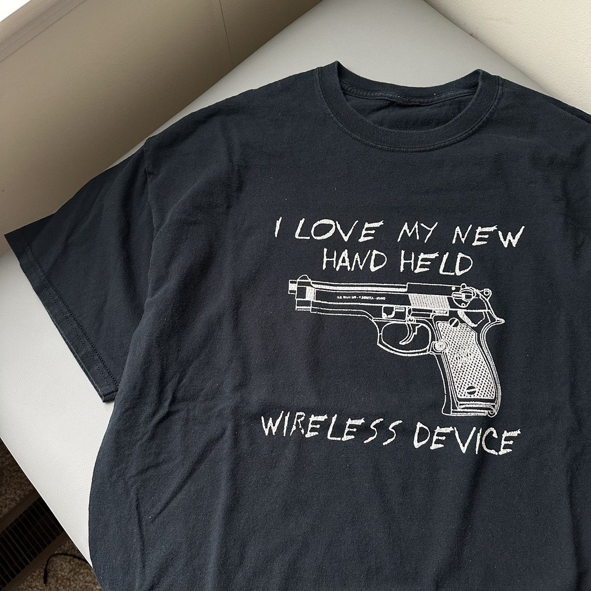 Other Vintage 90s Gun Handheld Love Sketch Black Quote Shirt Size US XL / EU 56 / 4 - 1 Thumbnail