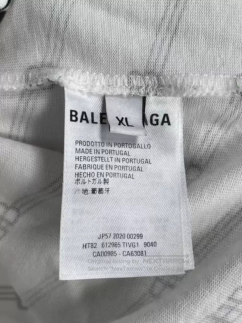 Balenciaga Balenciaga White short-sleeve shirt with logo all over Size US XL / EU 56 / 4 - 7 Thumbnail
