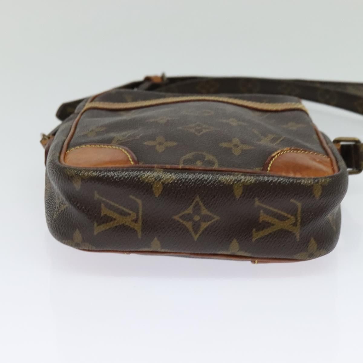 Louis Vuitton LOUIS VUITTON Monogram Danube Shoulder Bag M45266 Size ONE SIZE - 9 Thumbnail
