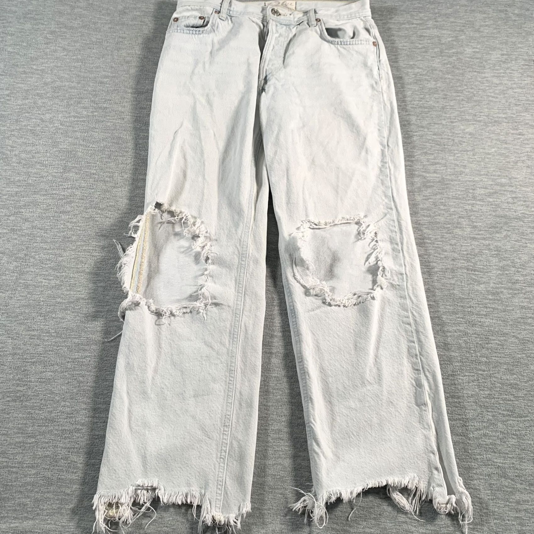 Vintage We The Free Jeans Womens 26 Light Distressed Ripped Straight Leg Denim 100% Cotton Fridge? Size 26" / US 2 / IT 38 - 2 Thumbnail