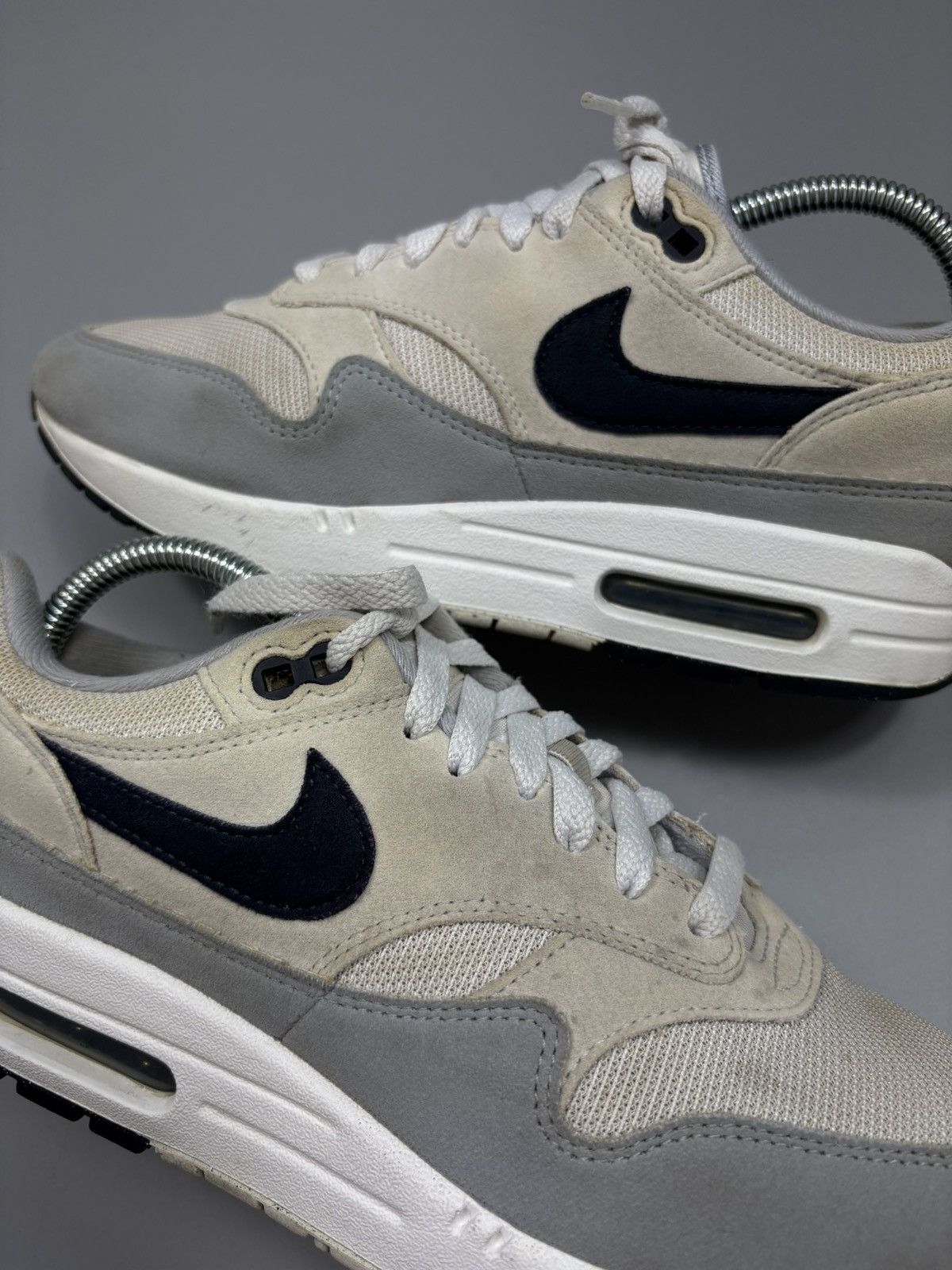 Nike Nike Air Max 1 Low Platinum Dark Obsidian mens shoes Size US 8 / EU 41 - 4 Thumbnail