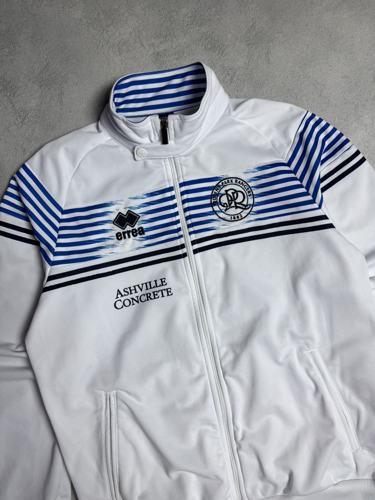 Errea Queens Park Rangers 2021 Football Soccer Track Jacket Errea Size US L / EU 52-54 / 3 - 3 Thumbnail