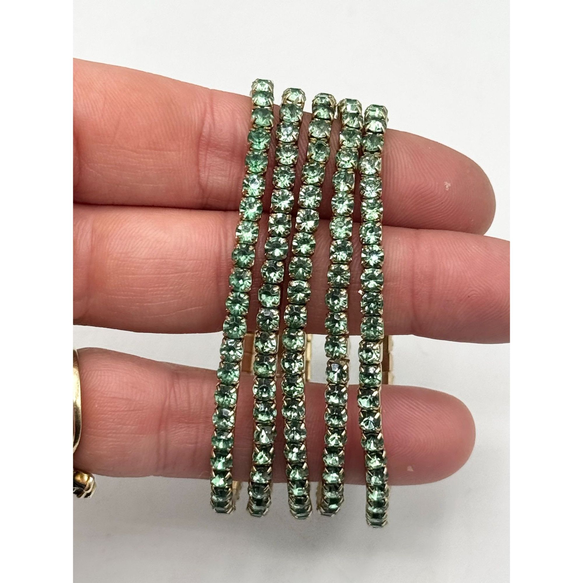 Vintage Vintage green rhinestone stretch five strand bracelet set Size ONE SIZE - 5 Thumbnail