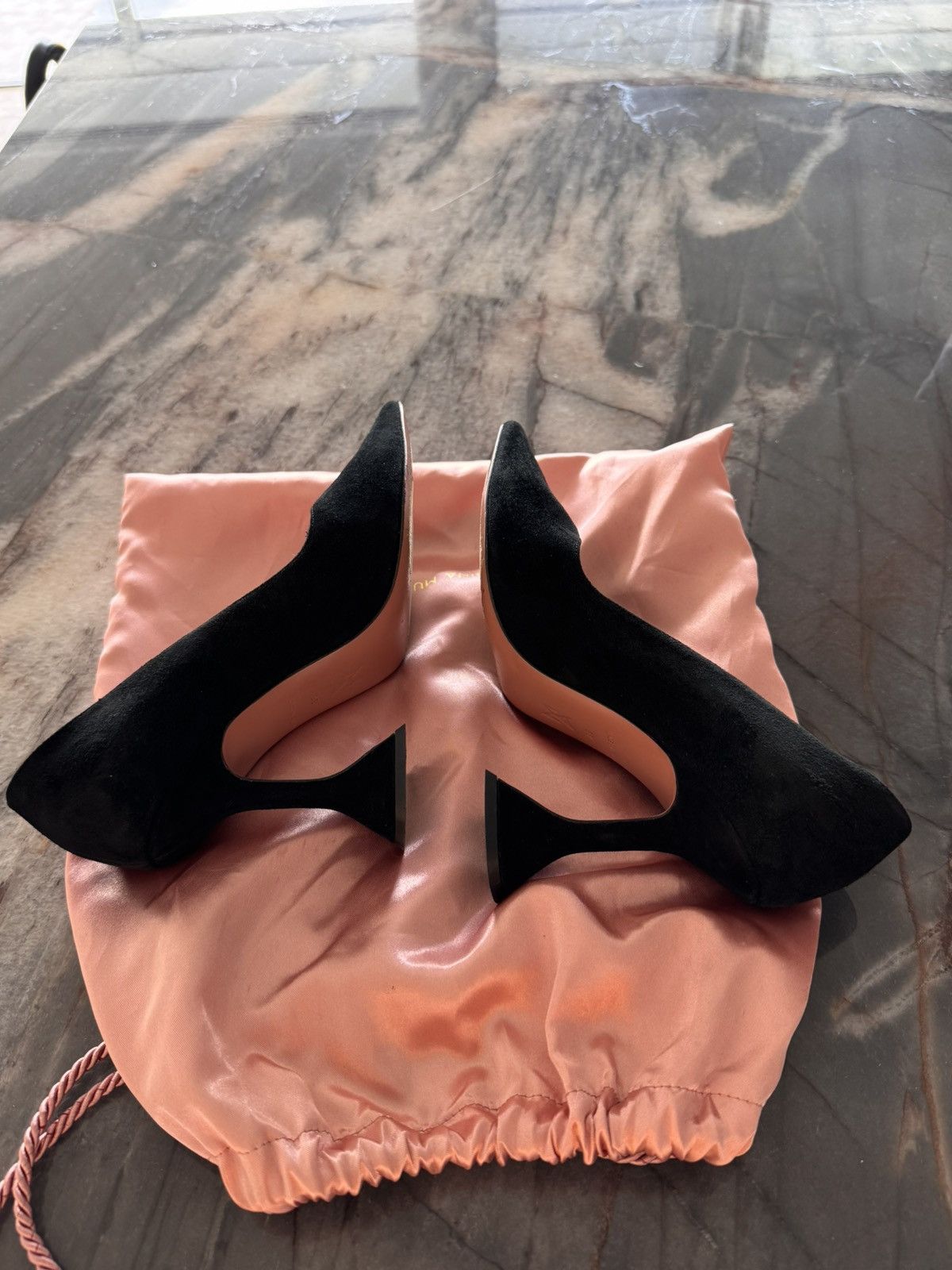 Amina Muaddi Amina Muaddi Ami heels size 36 Size US 6 / IT 36 - 8 Thumbnail