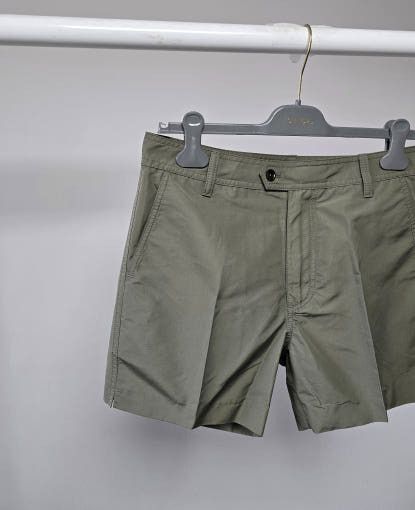 Tom Ford o1sm1stk0725 Technical Feuille Short in Dark Khaki Size US 33 - 2 Thumbnail