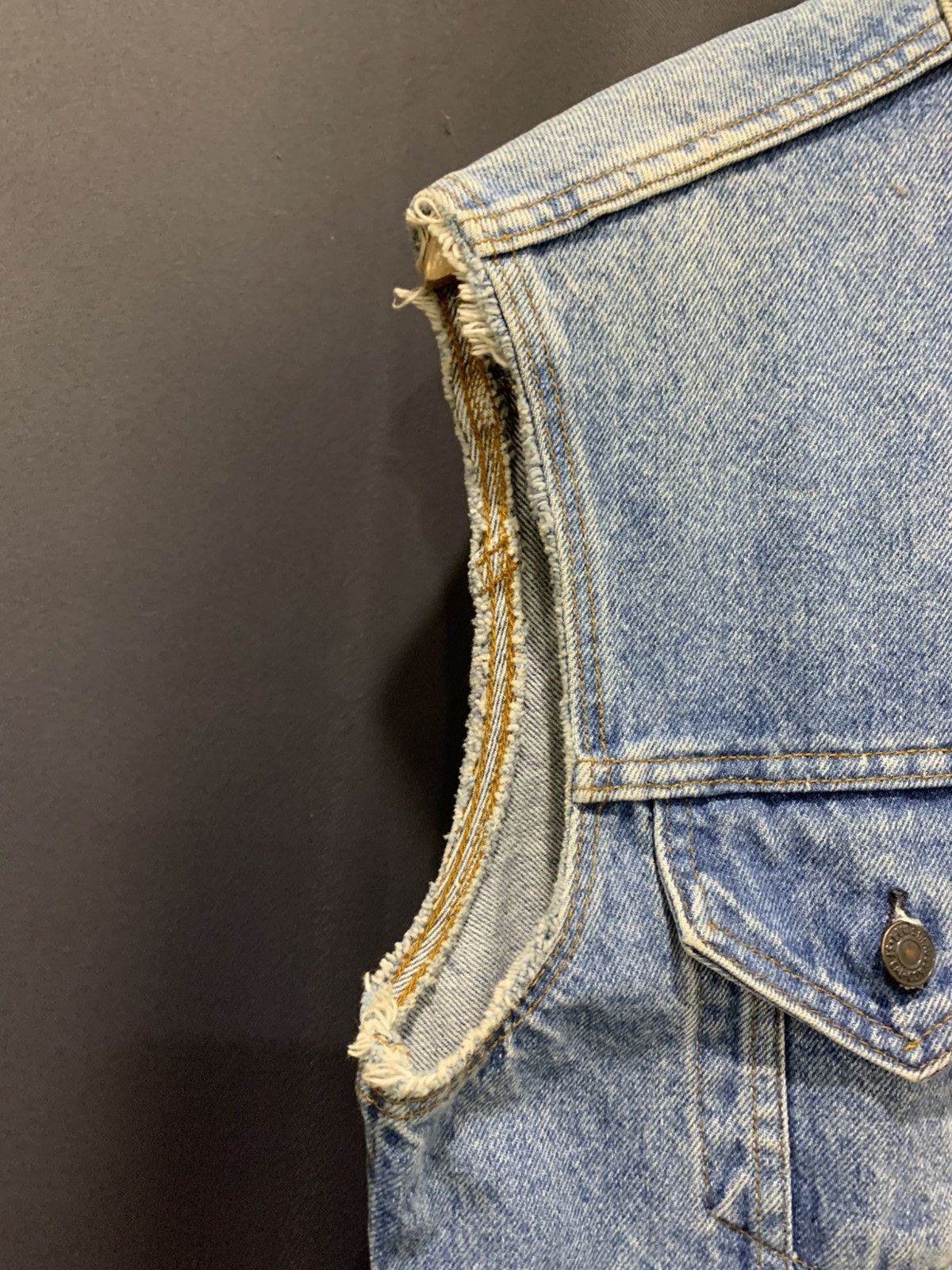 Levi's Levi's denim jacket distressed Size US M / EU 48-50 / 2 - 3 Thumbnail