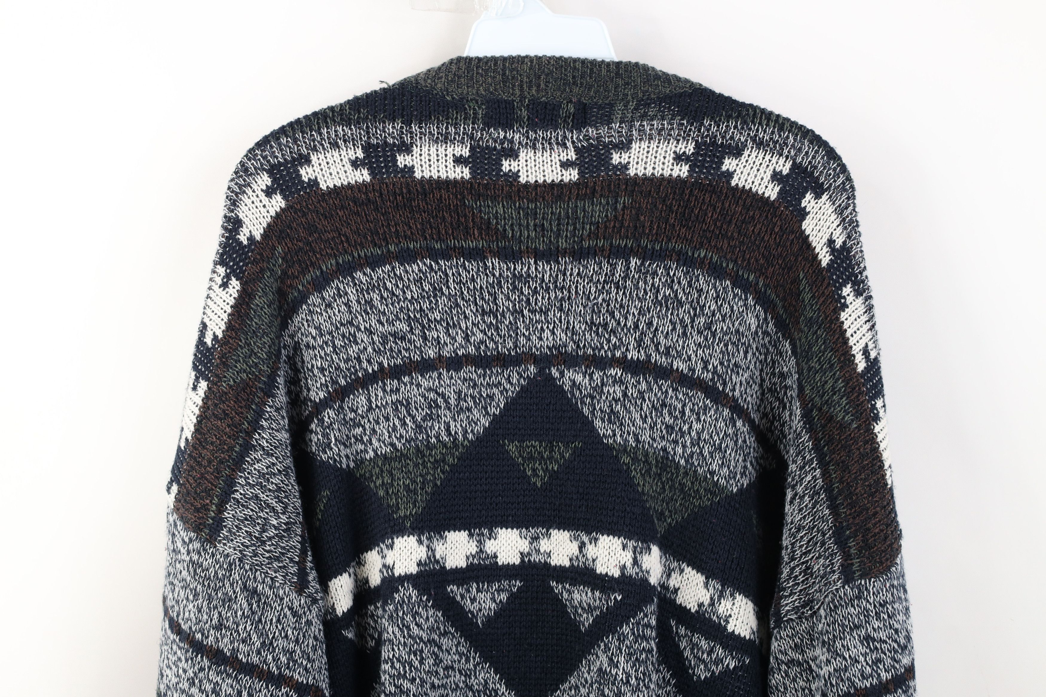 Vintage Vintage 90s Coogi Style Bassmaster Leather Trim Knit Sweater Size US L / EU 52-54 / 3 - 10 Thumbnail