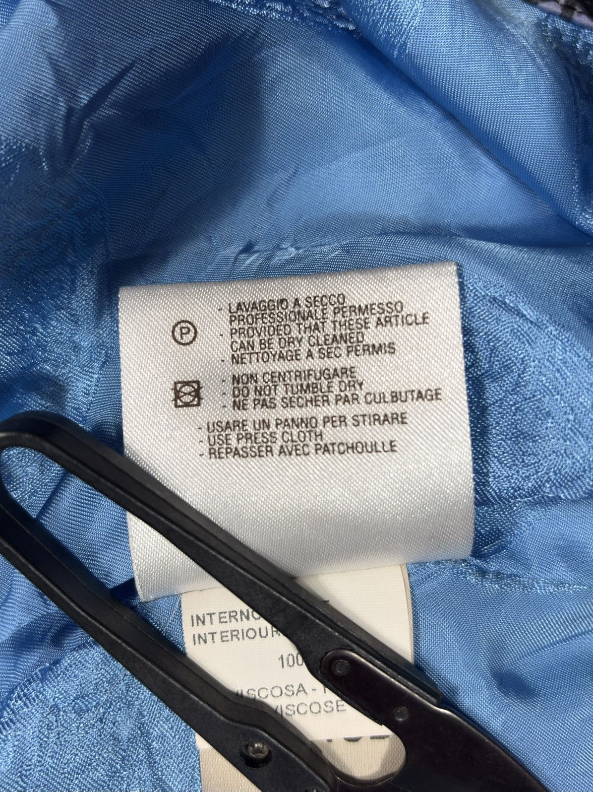 Versace Iconic Versace Classic V2 Runway 90s Jacket Size US M / EU 48-50 / 2 - 16 Thumbnail