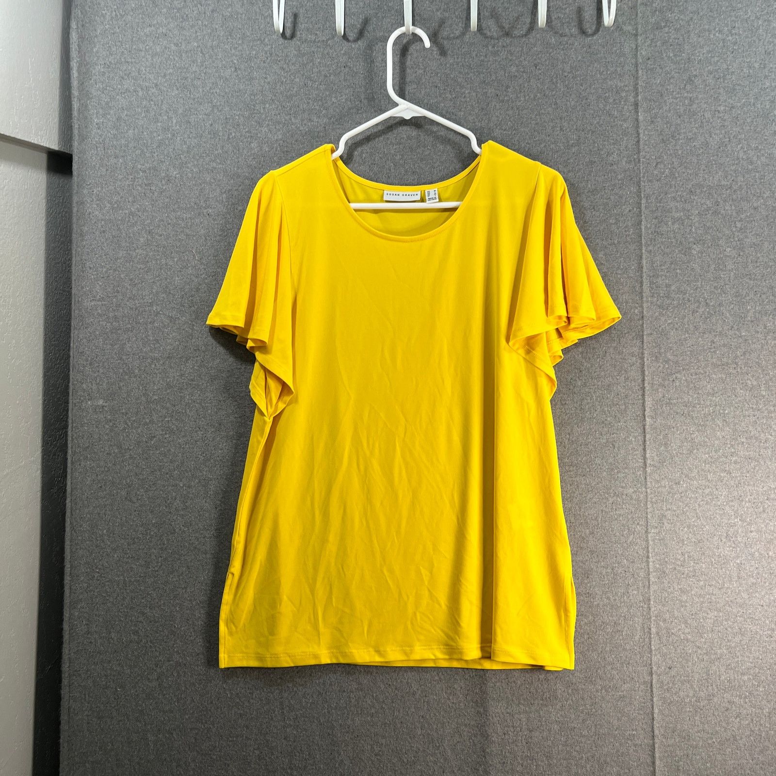 Other Susan Graver Liquid Knit Top with Short Flutter Sleeves Size M / US 6-8 / IT 42-44 - 1 Thumbnail