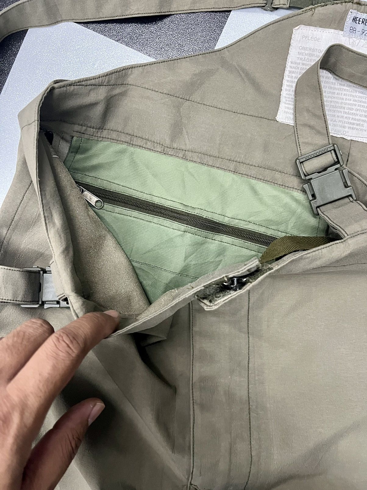 Goretex VINTAGE HBA OG MILITARY GORETEX OVERALL Size US 34 / EU 50 - 13 Thumbnail
