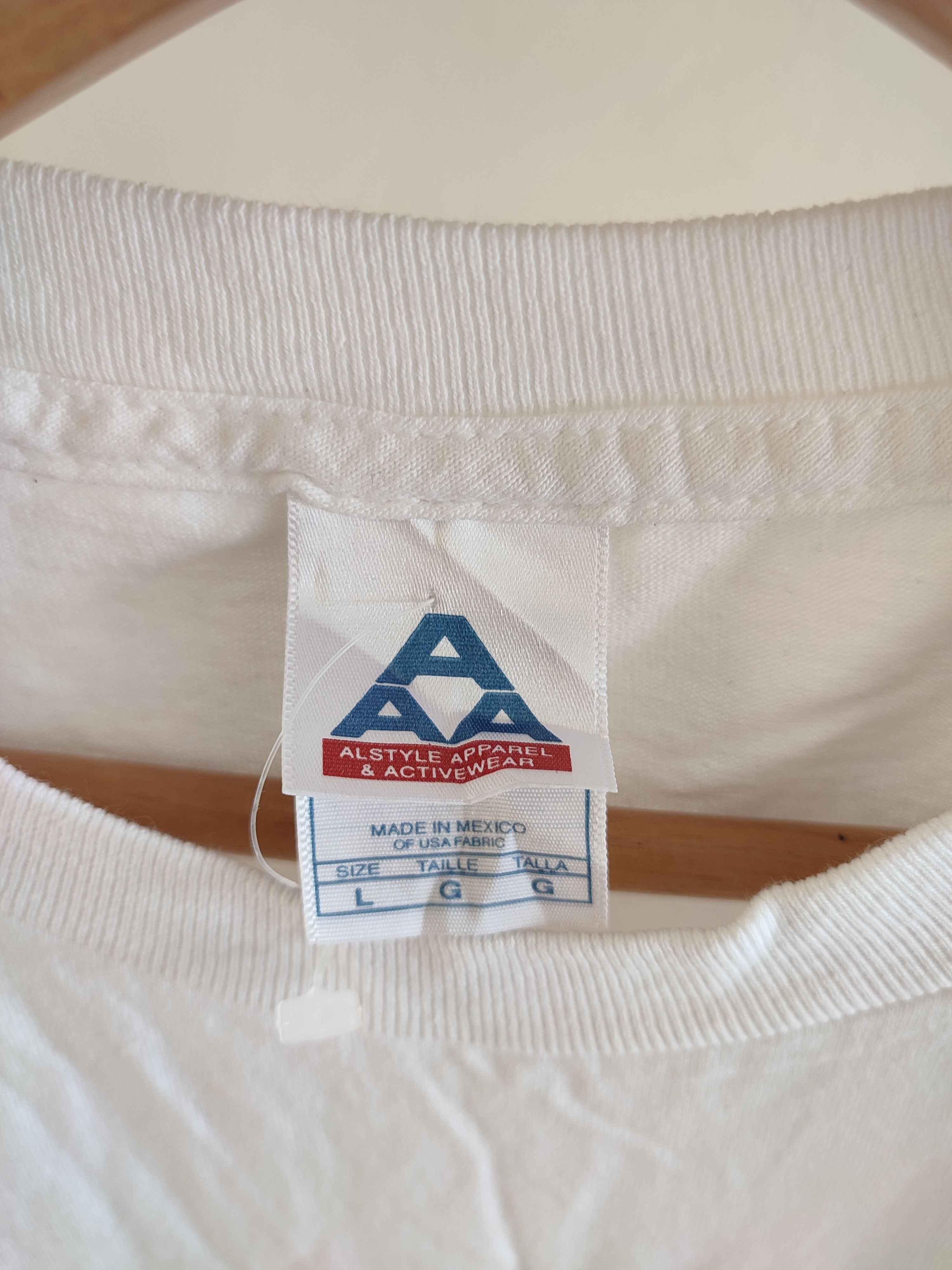 Alstyle MICHIGAN WOLVERINE WORLD CLASSIC VINTAGE TEE Size US L / EU 52-54 / 3 - 6 Thumbnail