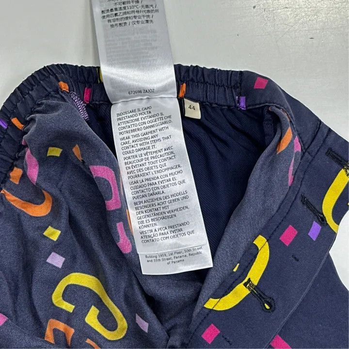 Gucci Gucci Gucci FW23 Logo Print Casual Shorts -2506 Size US 44 / EU 60 - 3 Thumbnail