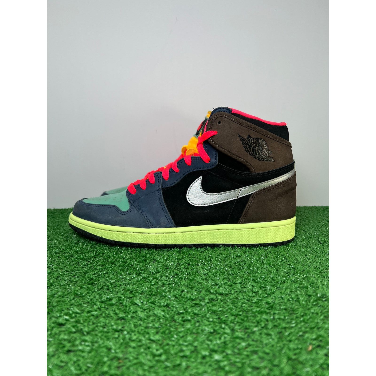 Nike Air Jordan 1 Retro High Tokyo Bio Hack 555088 201 SZ 10