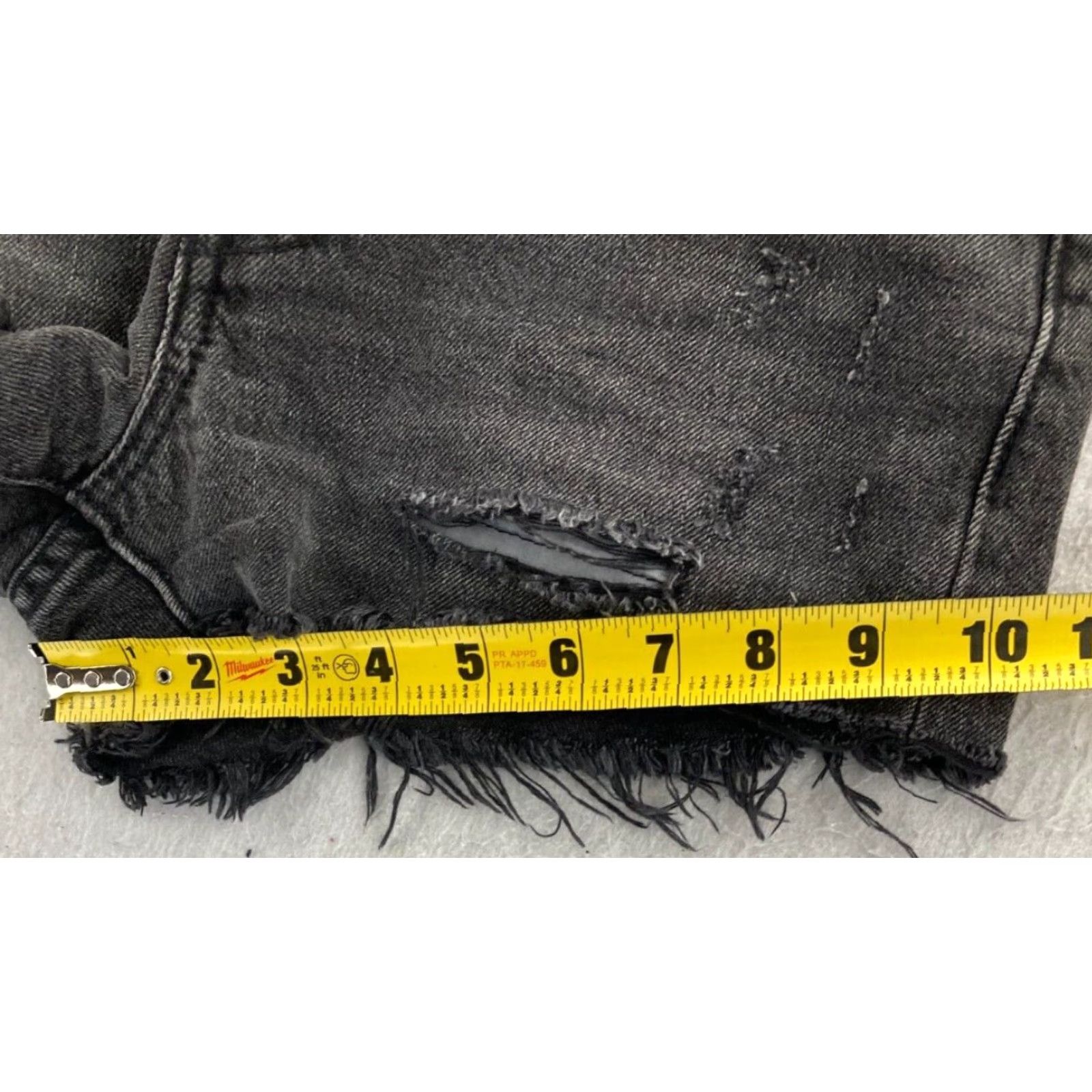 Levi's Levi's 501 Women's Cut-Off Shorts 28 Black High Rise Festival Size 28" / US 6 / IT 42 - 6 Thumbnail