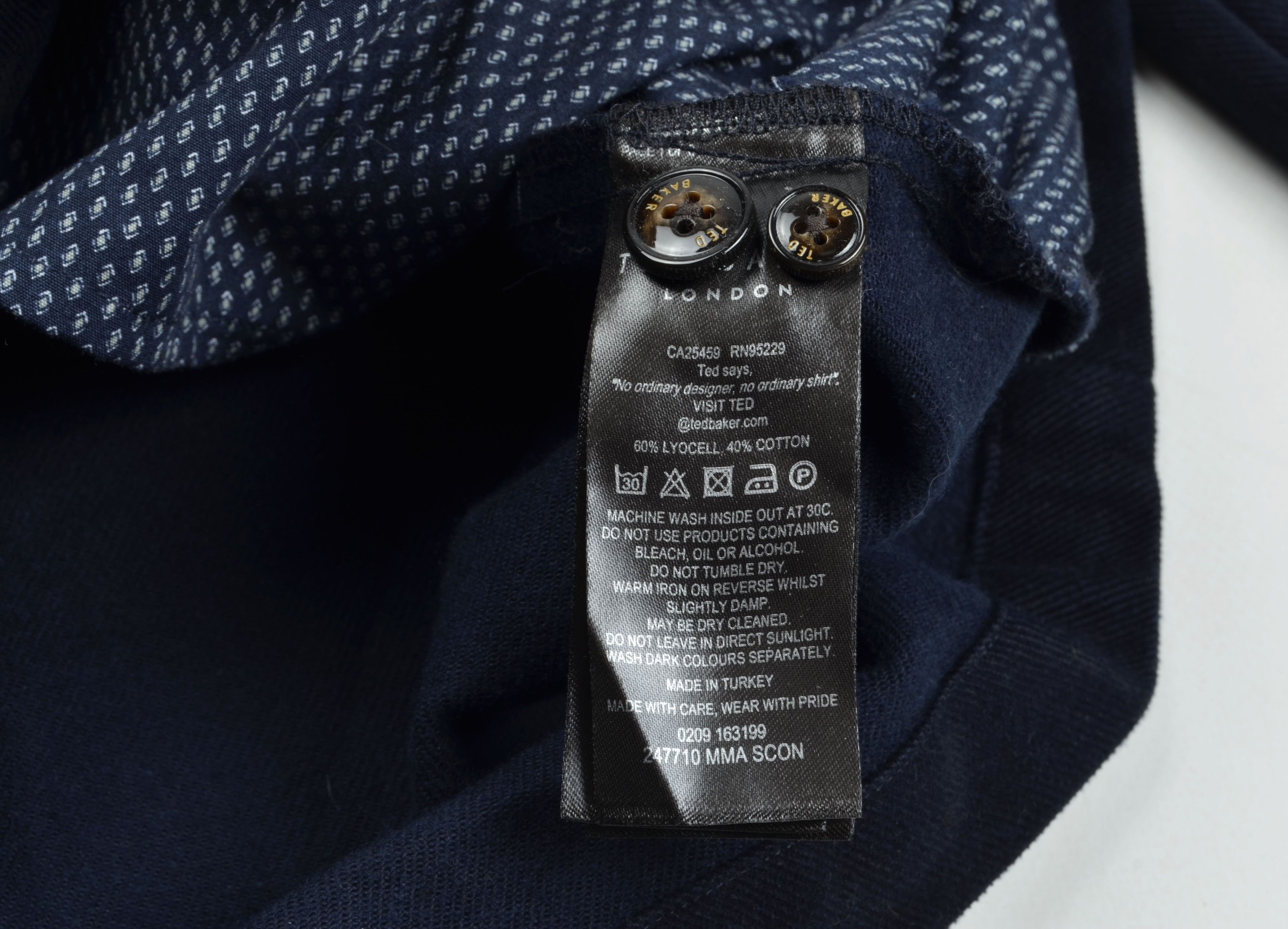 Ted Baker Ted Baker London Navy Corduroy Organic Cotton Overshirt Size US M / EU 48-50 / 2 - 6 Thumbnail