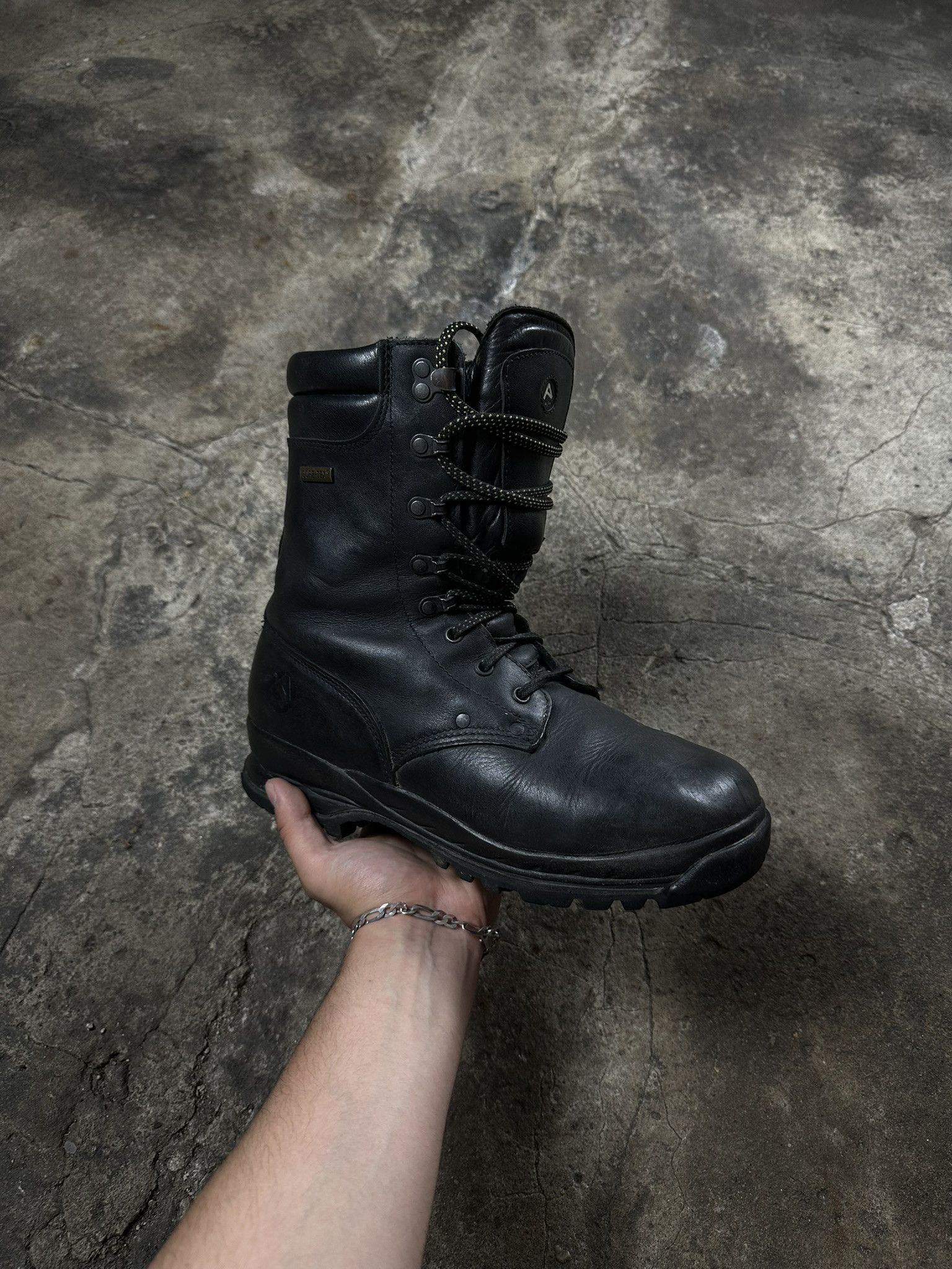 Vibram Vintage Alfa Vibram Gore-tex Military Trekking Leahter Boots Size US 9 / EU 42 - 1 Thumbnail