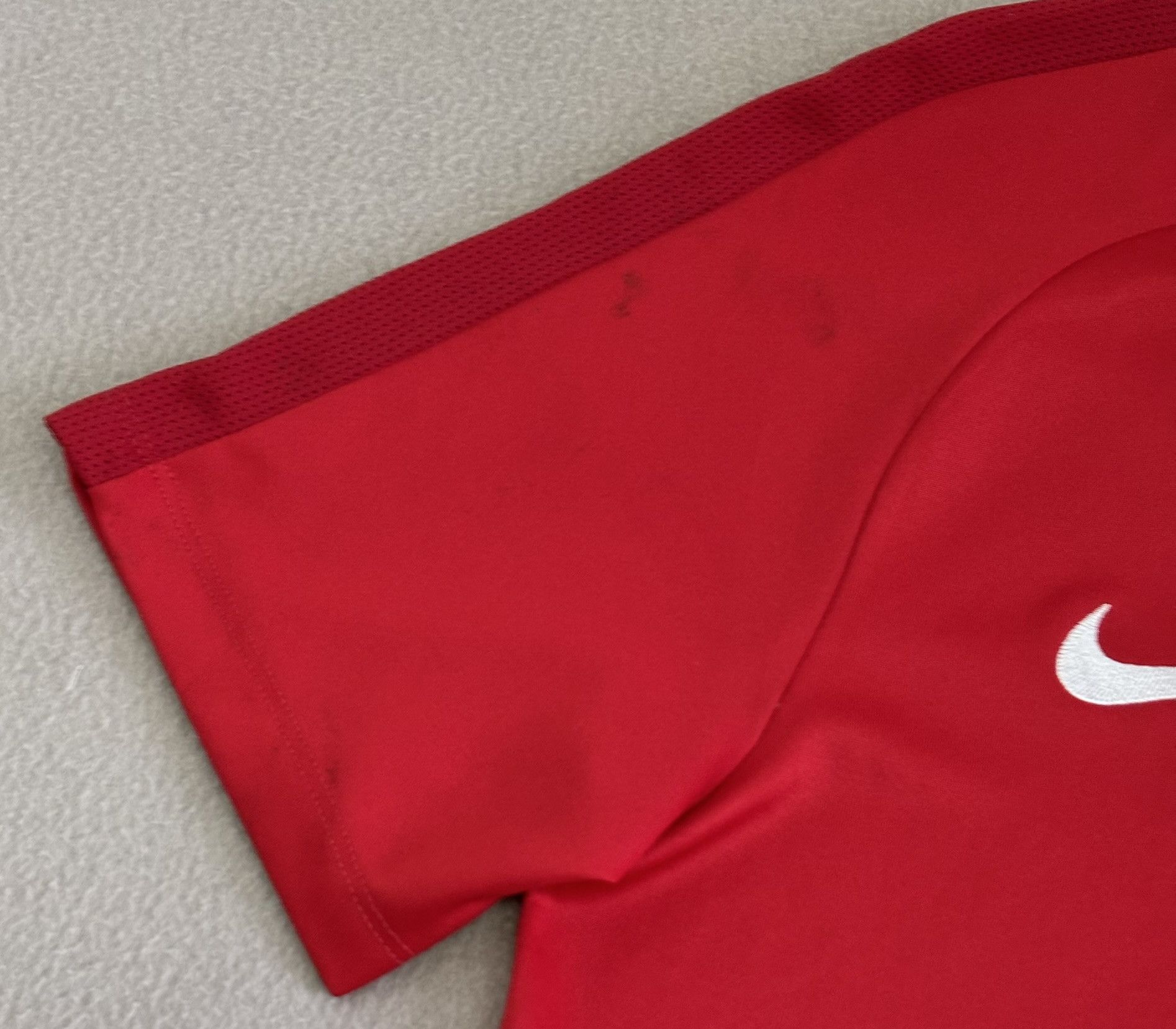 Nike BFC Dynamo 2012/2014 Nike Training Jersey Size S Size US S / EU 44-46 / 1 - 9 Thumbnail