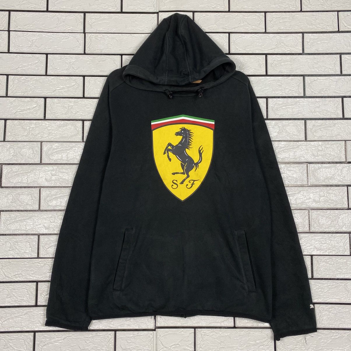 Japanese Brand Vintage Hoodie Pull Over Puma Ferrari Big Logo Size US L / EU 52-54 / 3 - 2 Thumbnail