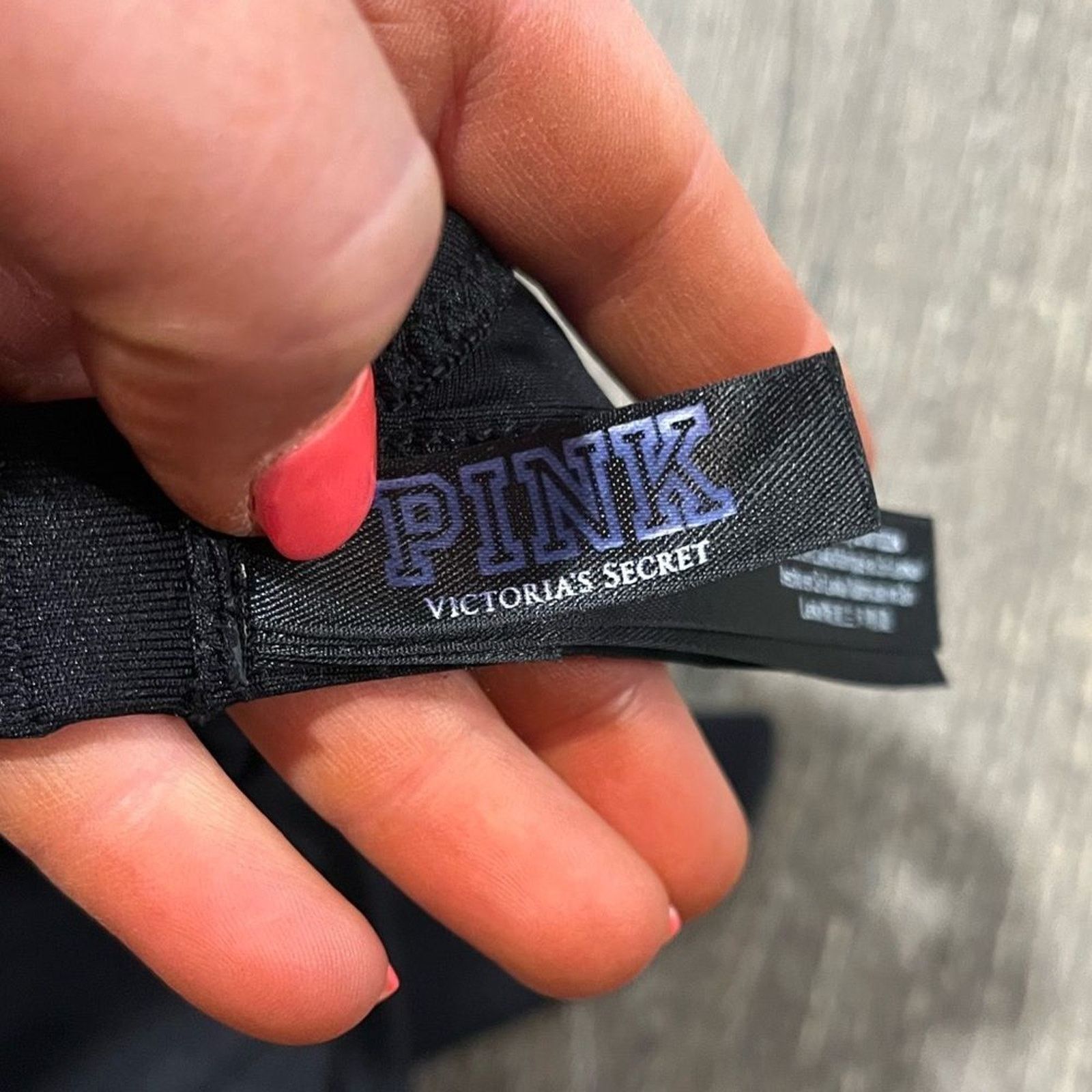 Victoria's Secret NWOT PINK Victoria's Secret Swim Knot Front Bandeau Size ONE SIZE - 4 Thumbnail