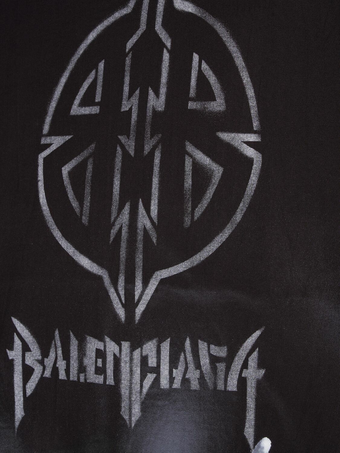 Balenciaga o1la1rc1a0925 Dup / Metal BB Stencil T-Shirt Small Fit Black Size US L / EU 52-54 / 3 - 5 Thumbnail