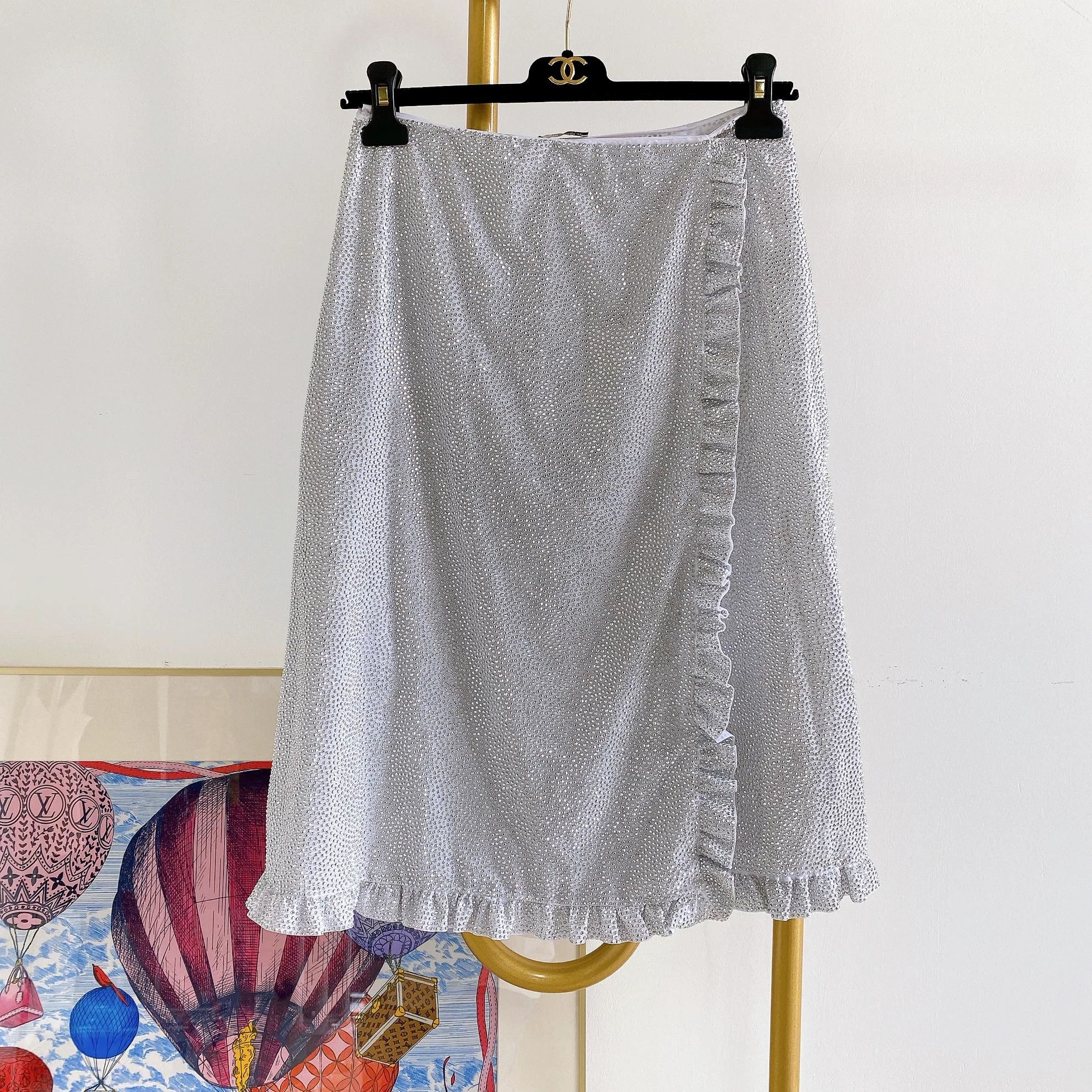 Miu Miu MIU MIU White Paved Crystal Skirt 4466 Size 27" / US 4 / IT 40 - 1 Thumbnail