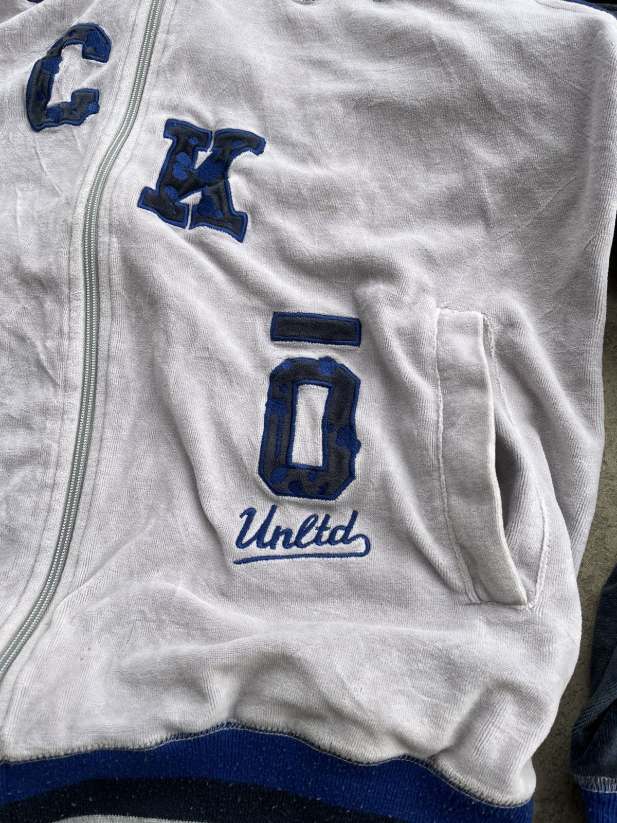 Ecko Unltd. Vintage Ecko Unltd Big Log Velour Rap Zip Up Hoodie Y2k Size US S / EU 44-46 / 1 - 9 Thumbnail