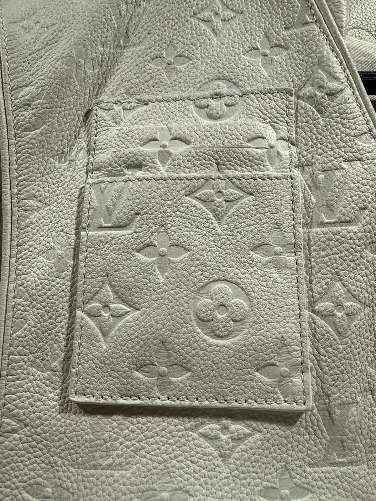 Louis Vuitton Louis Vuitton White Monogram Leather Pocket Utility Vest Size US M / EU 48-50 / 2 - 3 Thumbnail